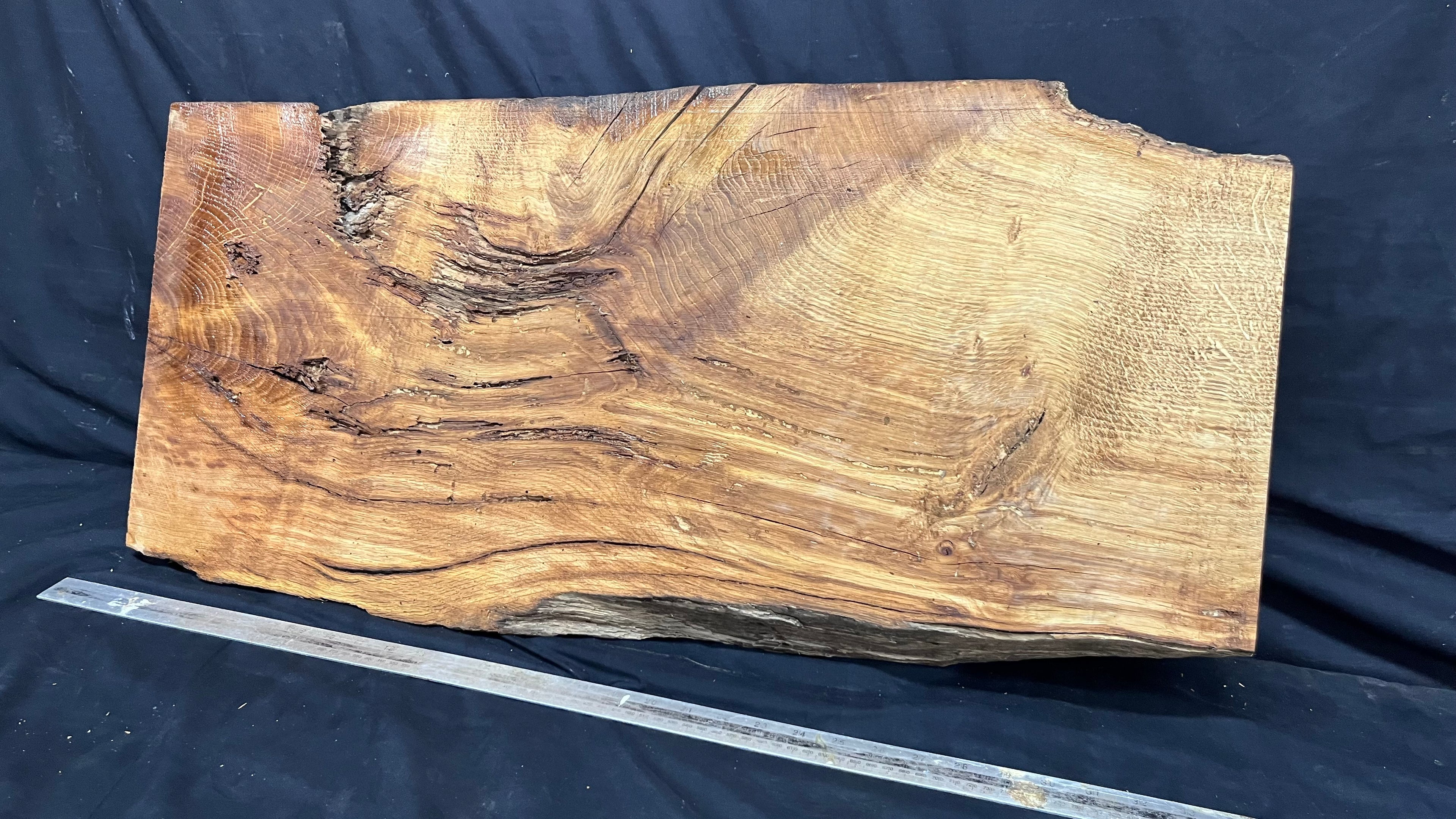 Oak slab, shelving, board, mantel 845 L x 395 W x 65 D mm      (482mt)