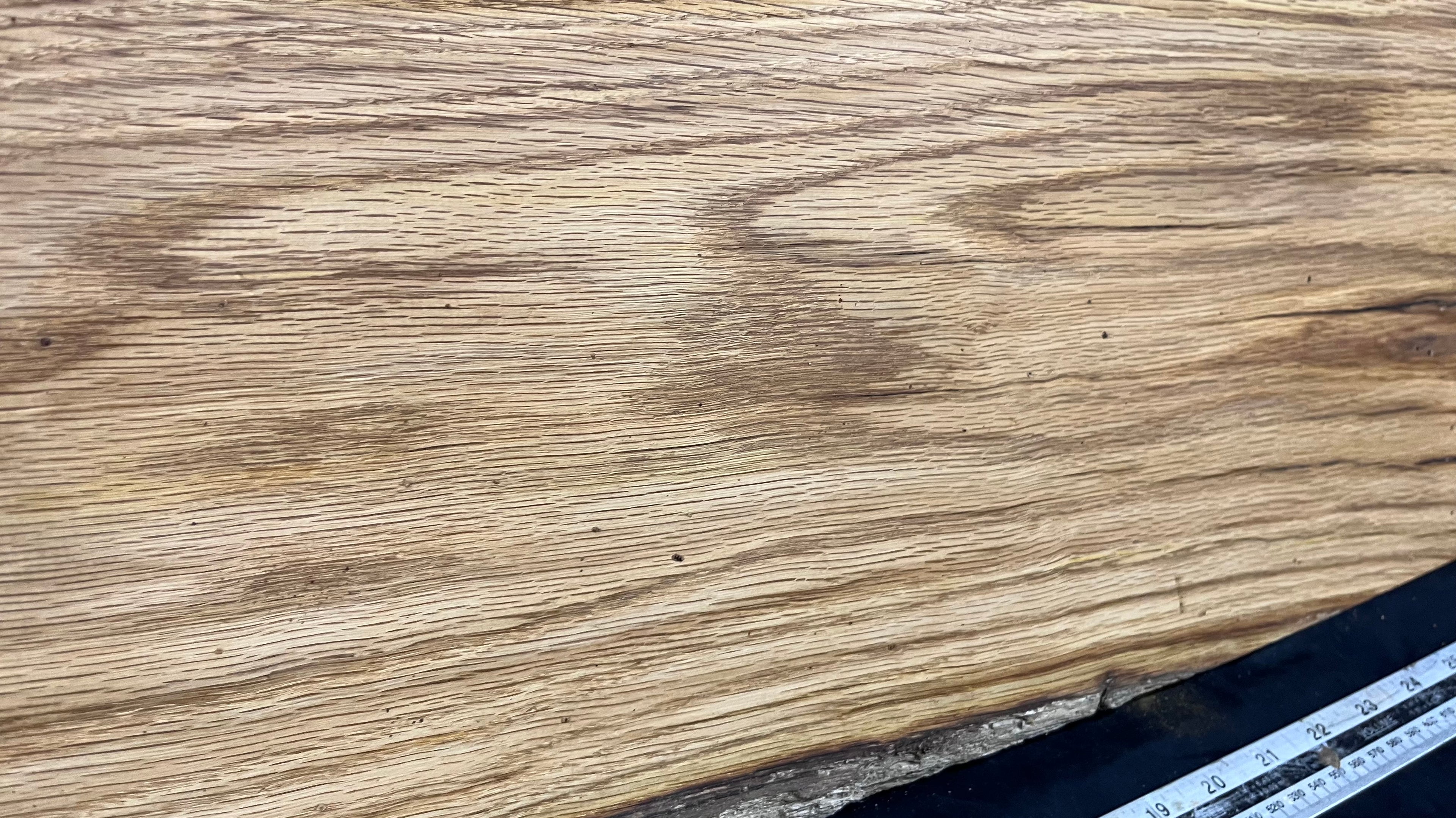 Oak slab, shelving, board, mantel 864 L x 295 W x 32 D mm      (484mt)