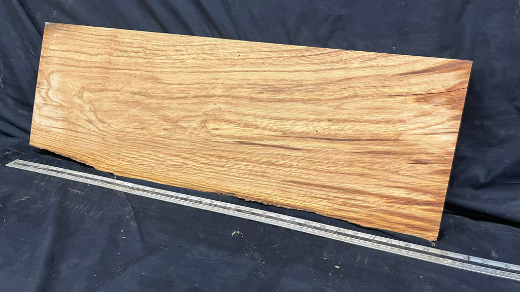 Oak slab, shelving, board, mantel 864 L x 295 W x 32 D mm      (484mt)