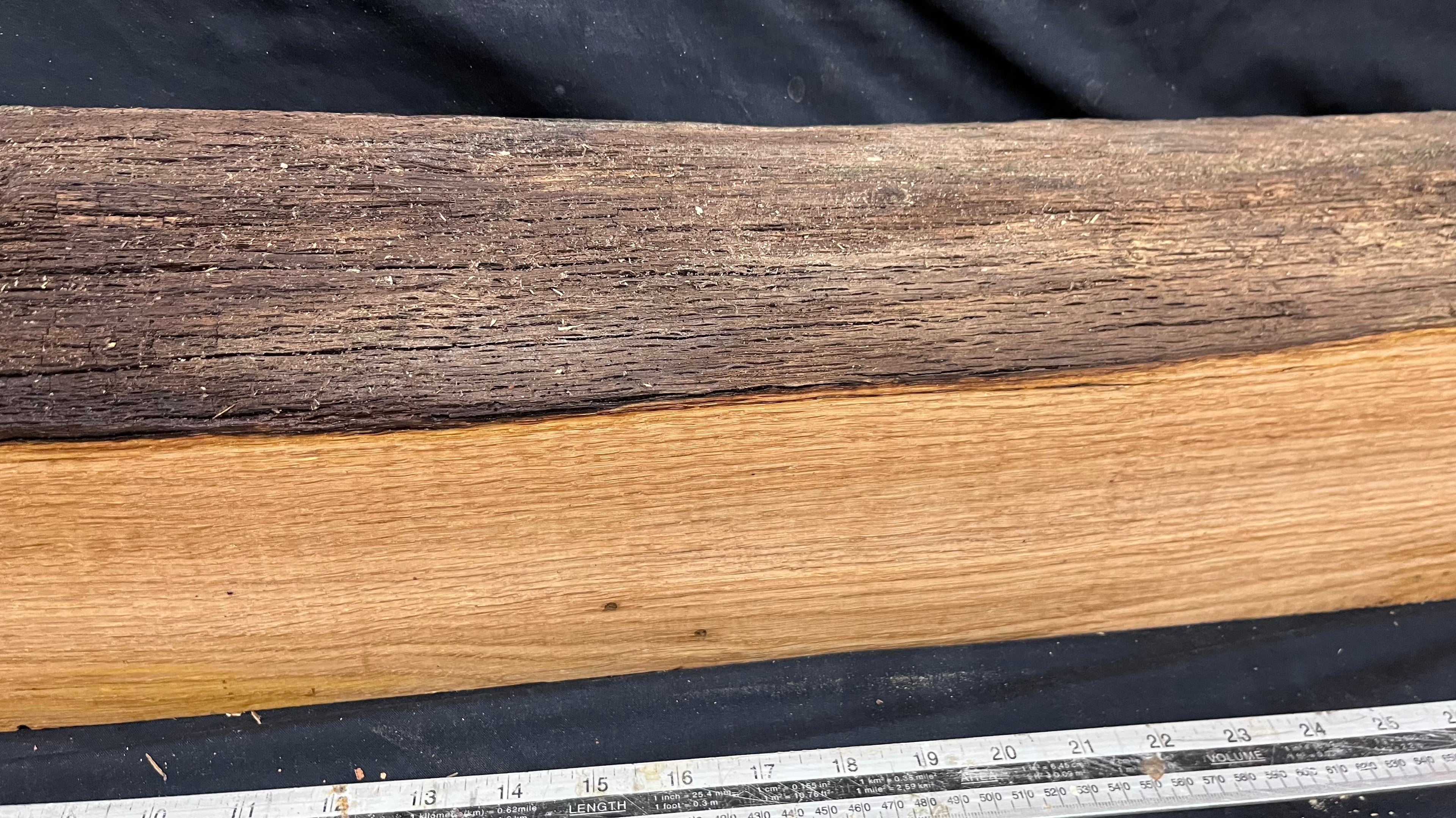 Oak slab, shelving, board, mantel 949 L x 184 W x 83 D mm      (485mt)
