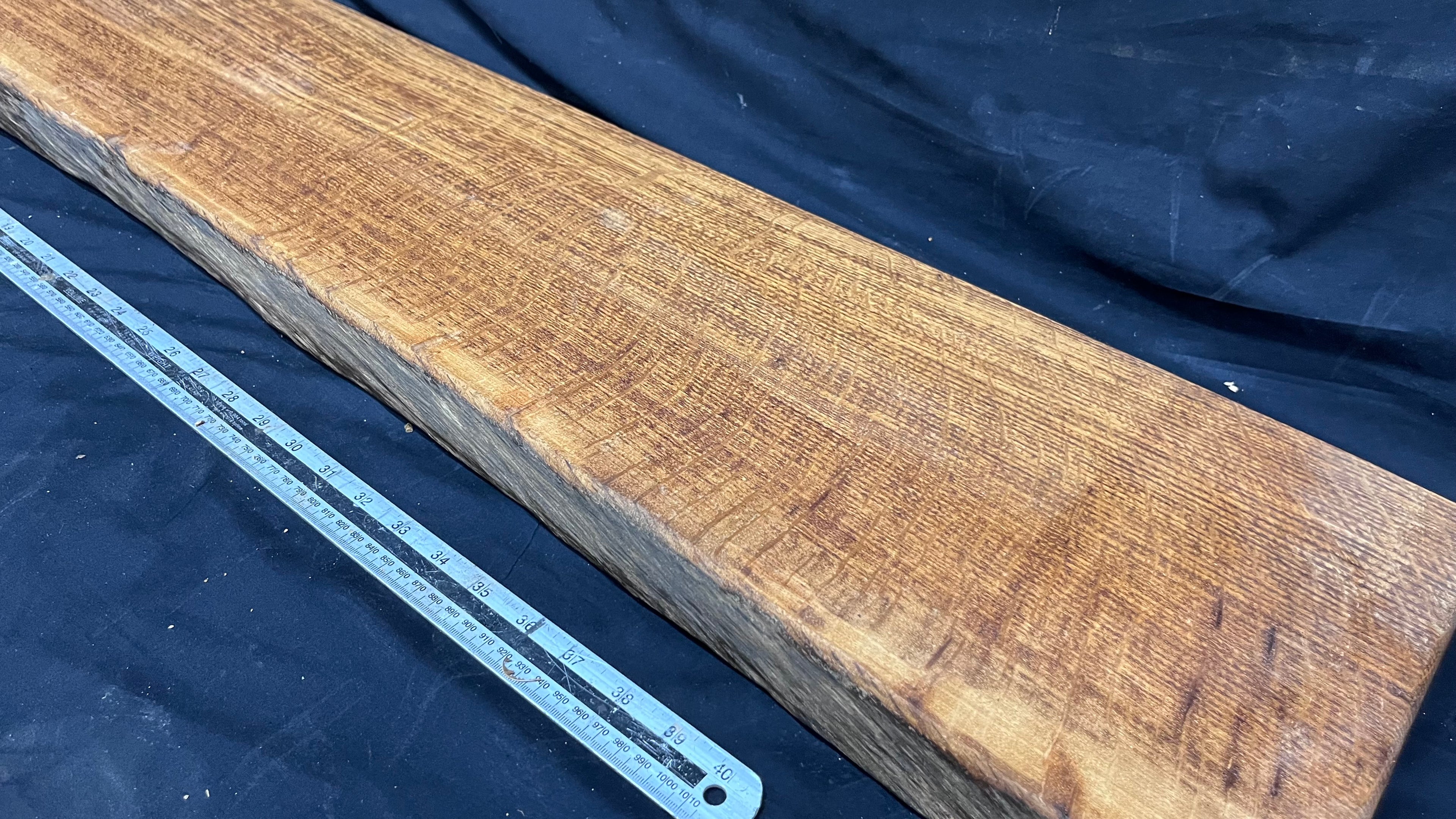 Brown oak mantel 1334 L x 221 W x 50 D mm      (486mt)