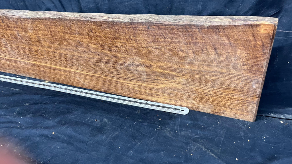 Brown oak mantel 1334 L x 221 W x 50 D mm      (486mt)