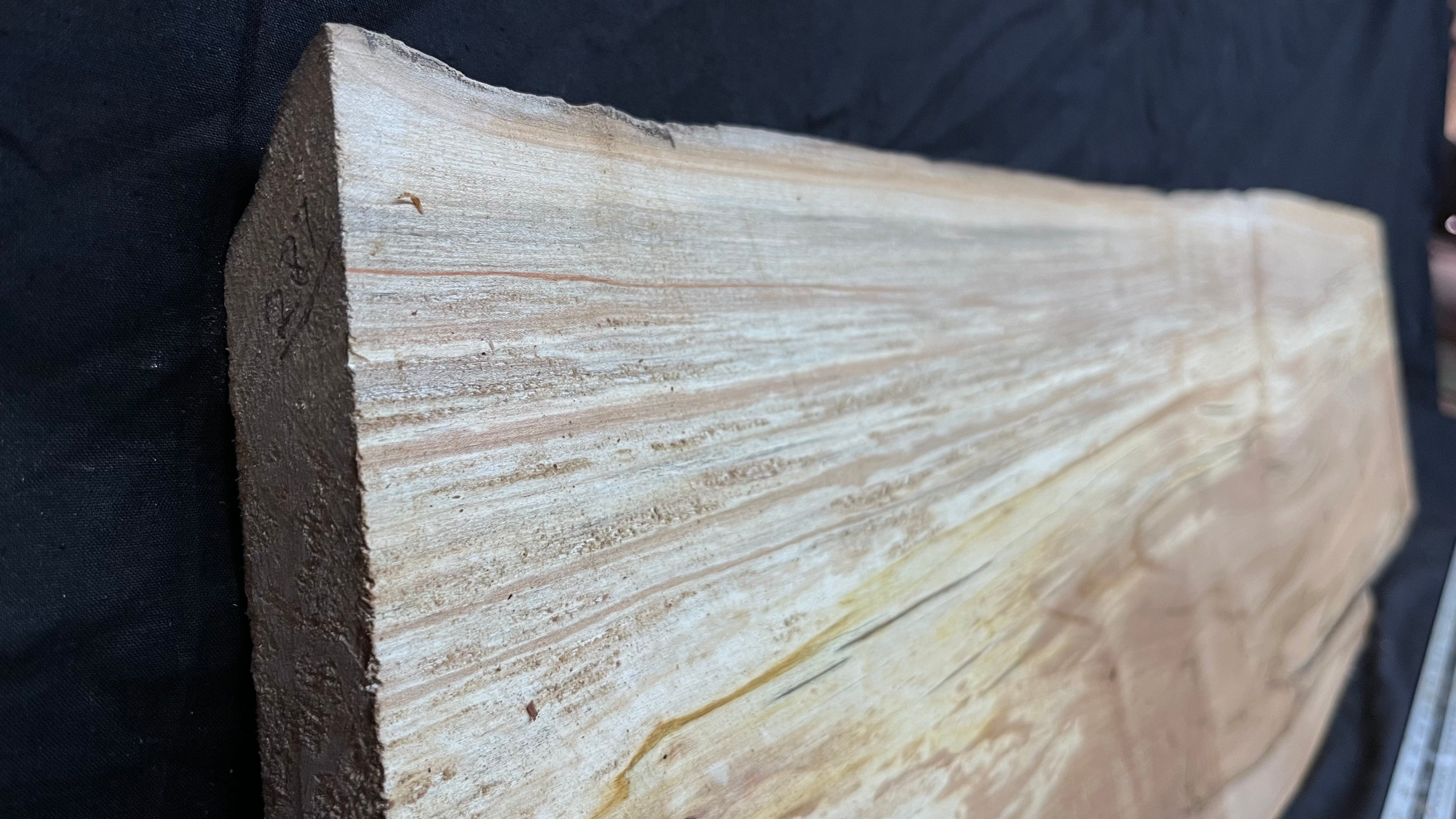 Sycamore plank, shelf, craft wood 1050 L x 296 W x 32 D (mm)    (287)