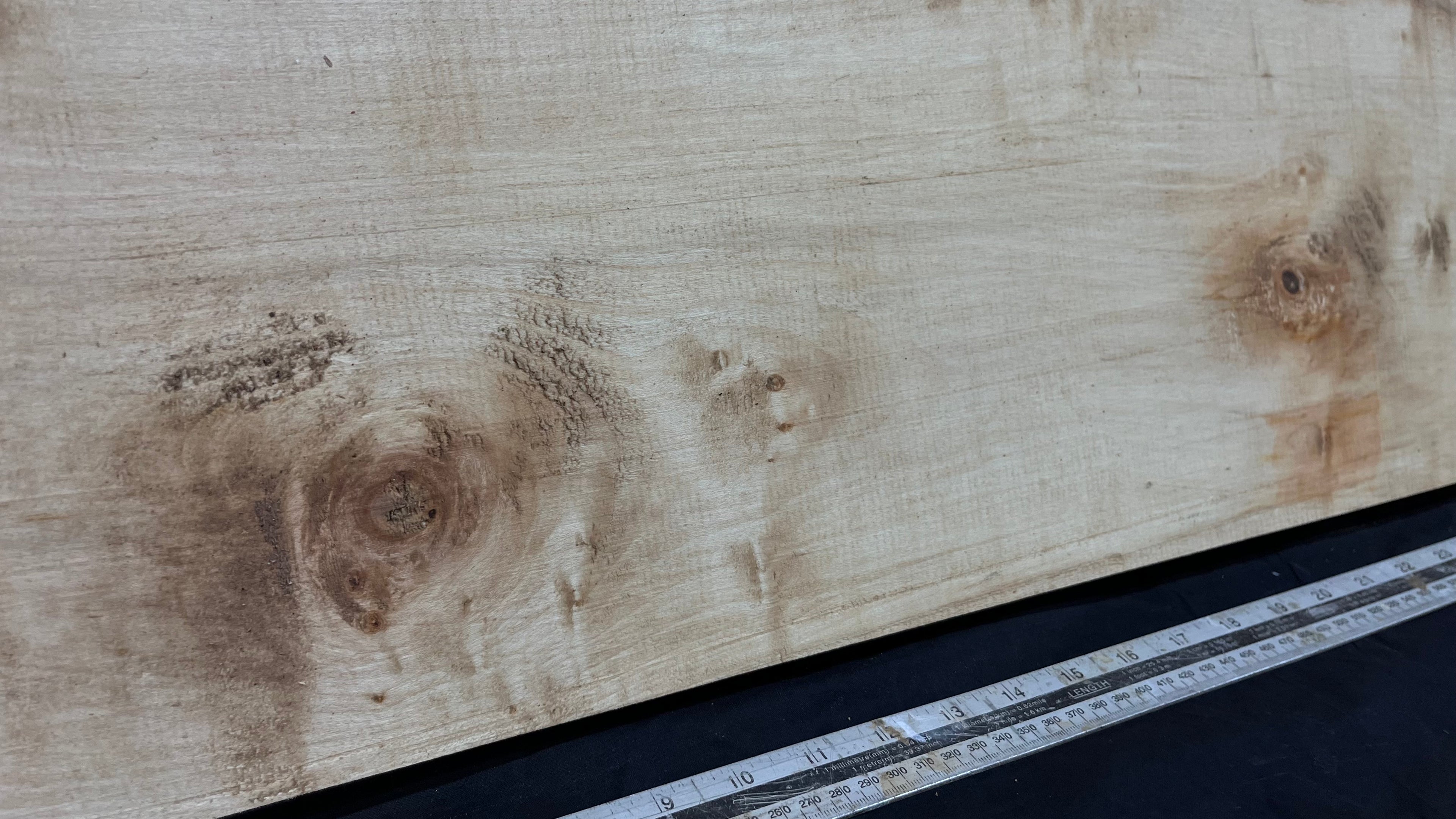 Sycamore plank, shelf, craft wood 1138 L x 288 W x 40 D mm  (293)