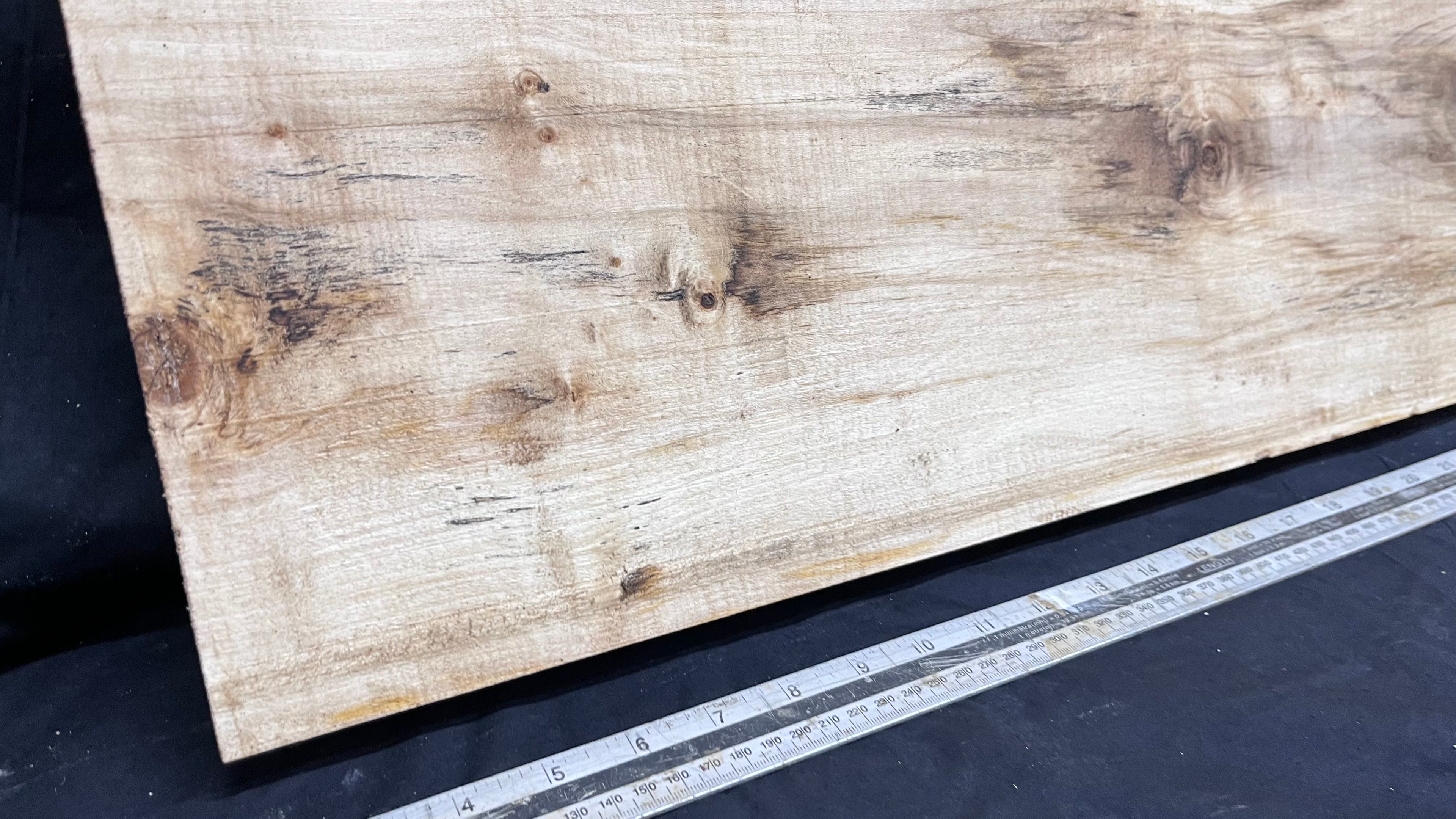 Sycamore plank, shelf, craft wood 872 L x 305 W x 40 D mm  (294)