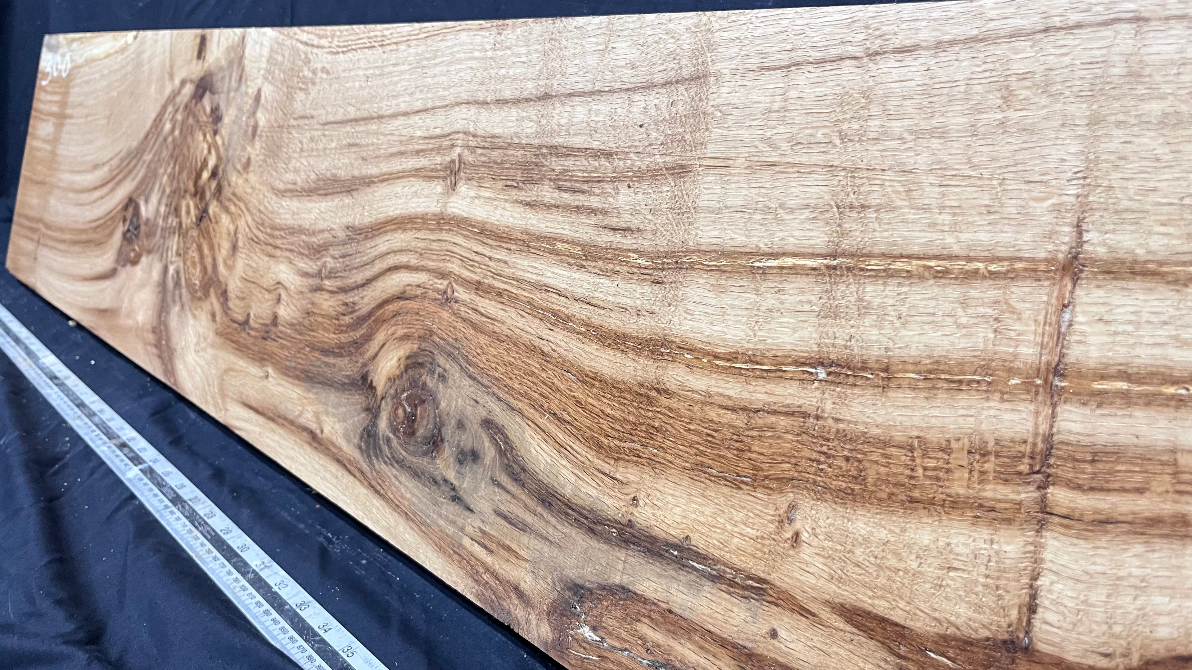 Oak plank, floating shelf, board 1292 L x 279 W x 47 D mm (300)