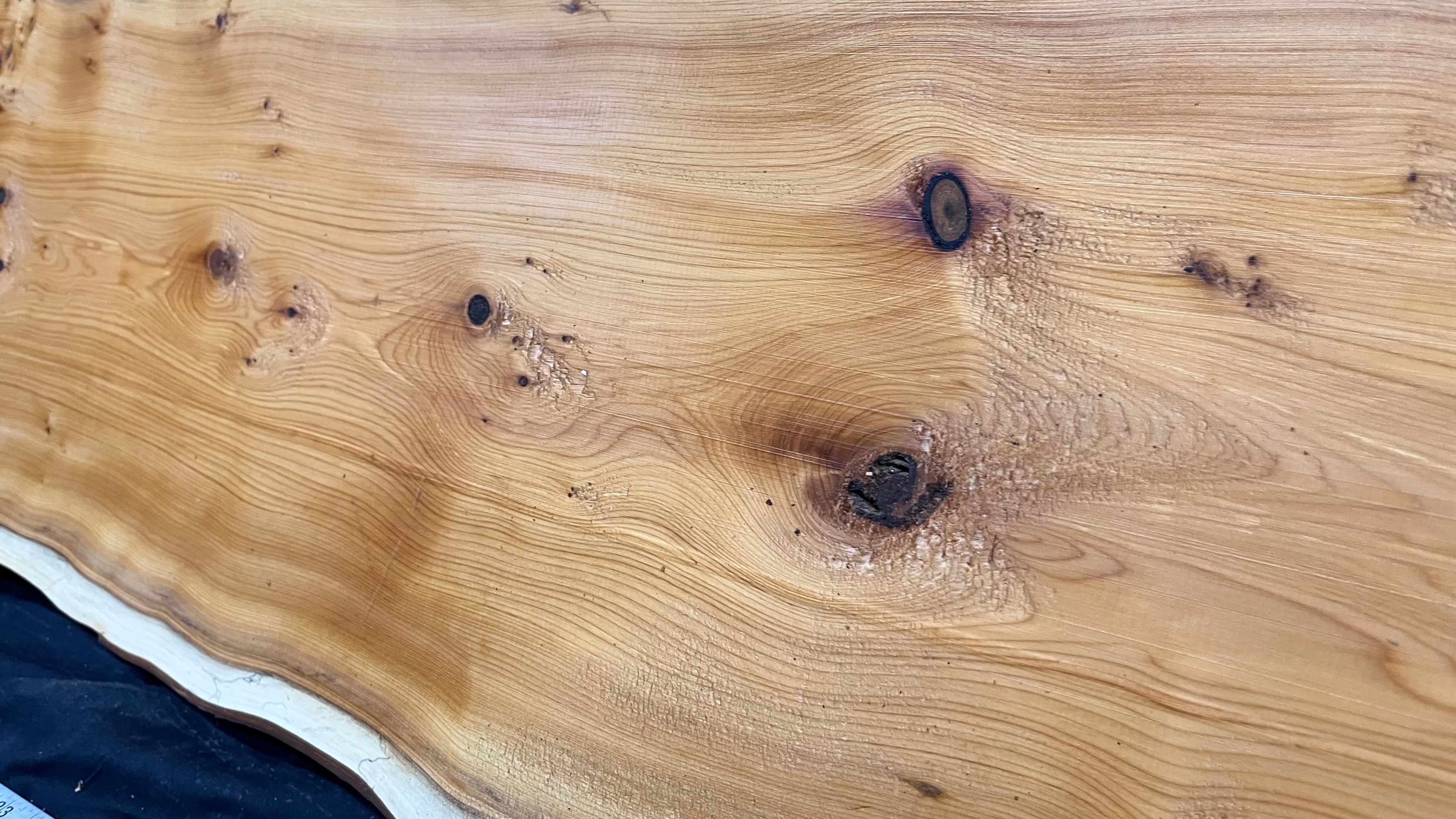 Hardwood yew, slab, board 1120 L x 290 W x 20 D mm    (308)