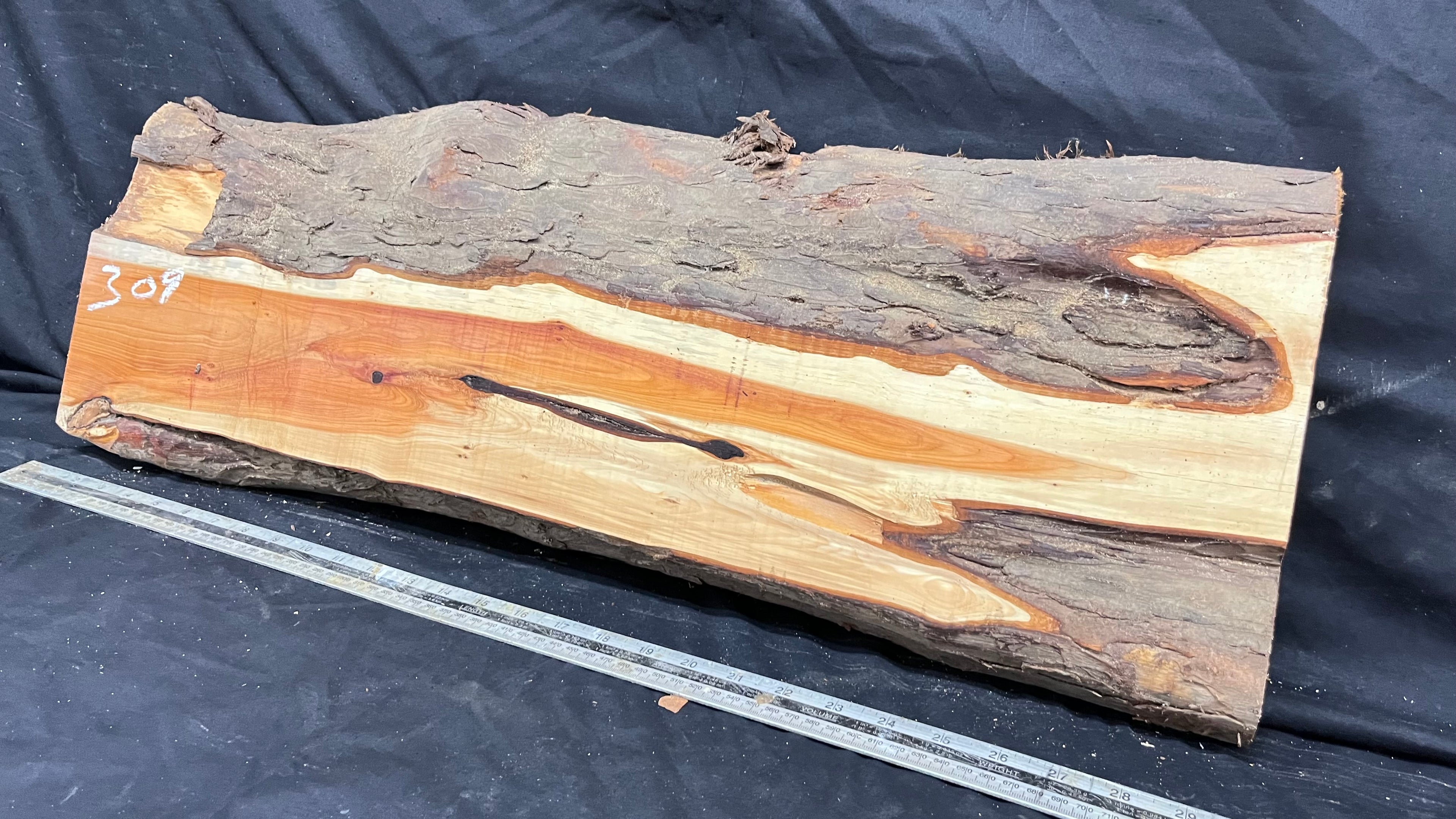 Hardwood yew, slab, board 732 L x 258 W x 43 D mm    (309)