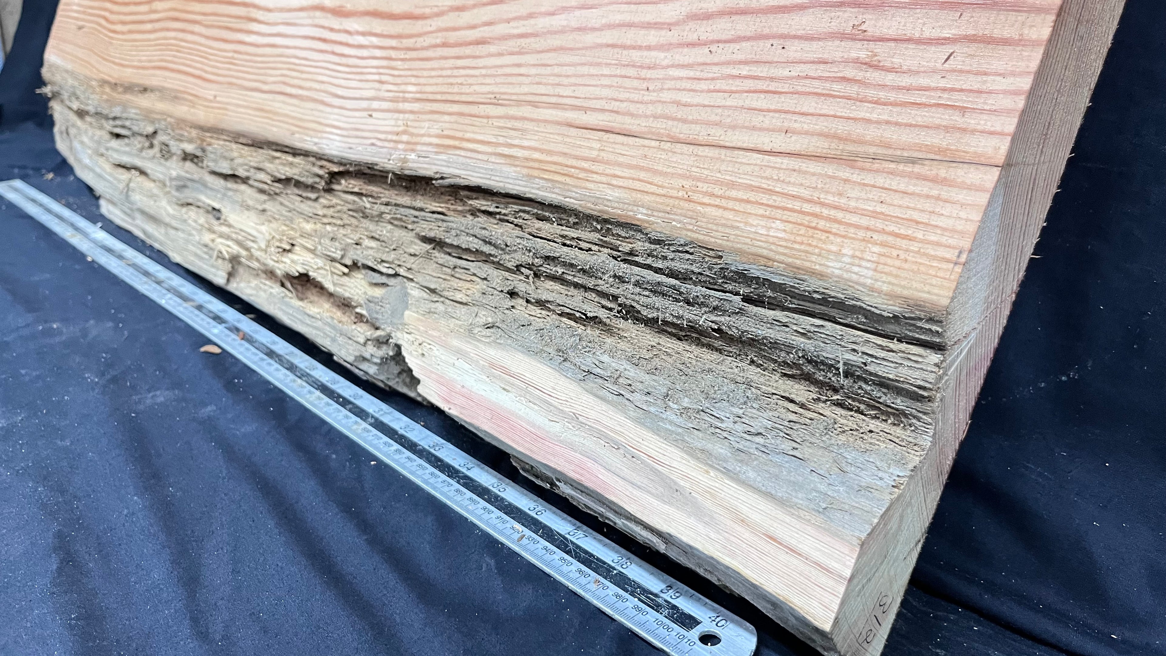Reclained pitch pine plank, shelf, board 1004 L x 395 W x 43 D mm  (312)