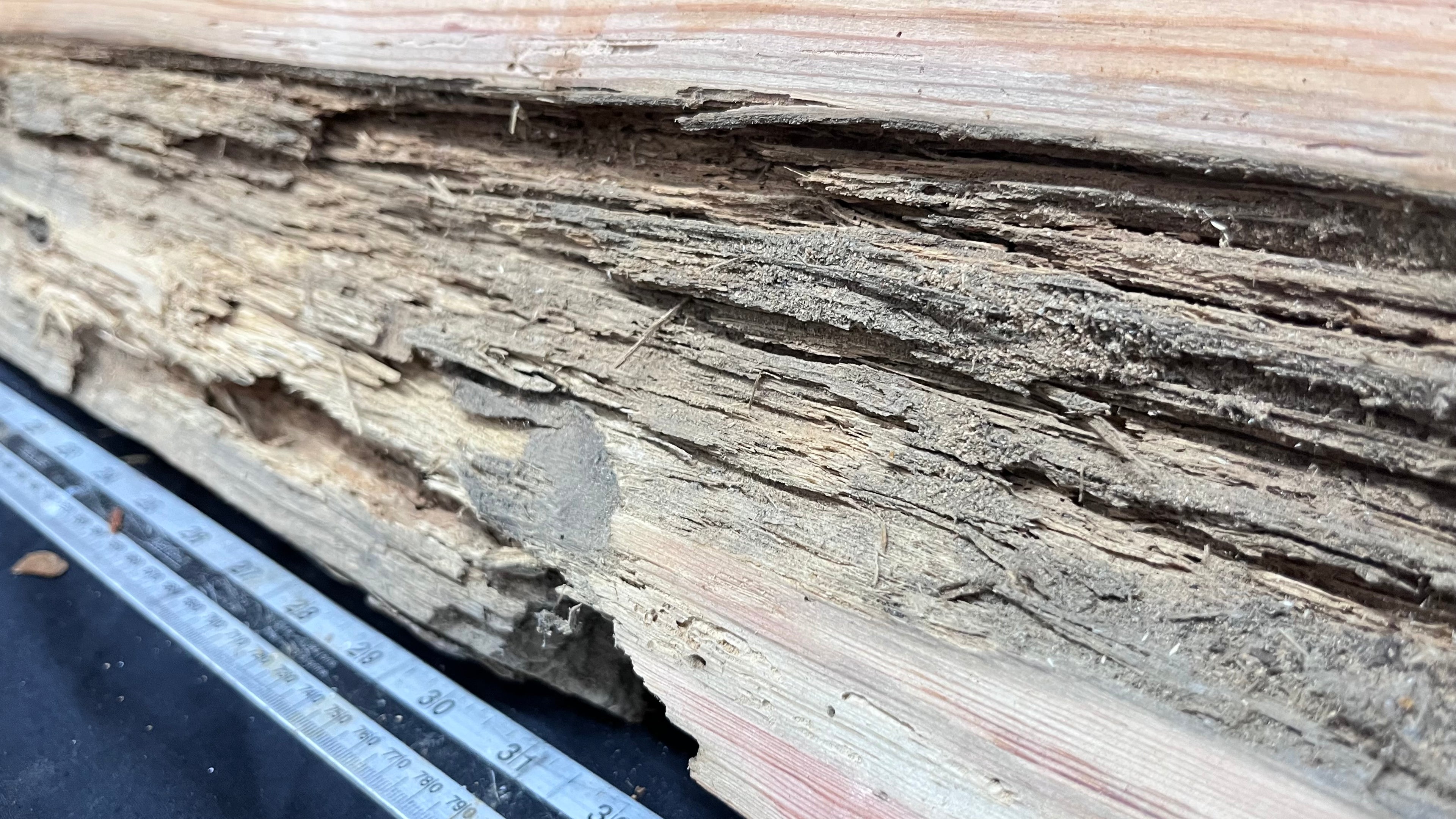 Reclained pitch pine plank, shelf, board 1004 L x 395 W x 43 D mm  (312)