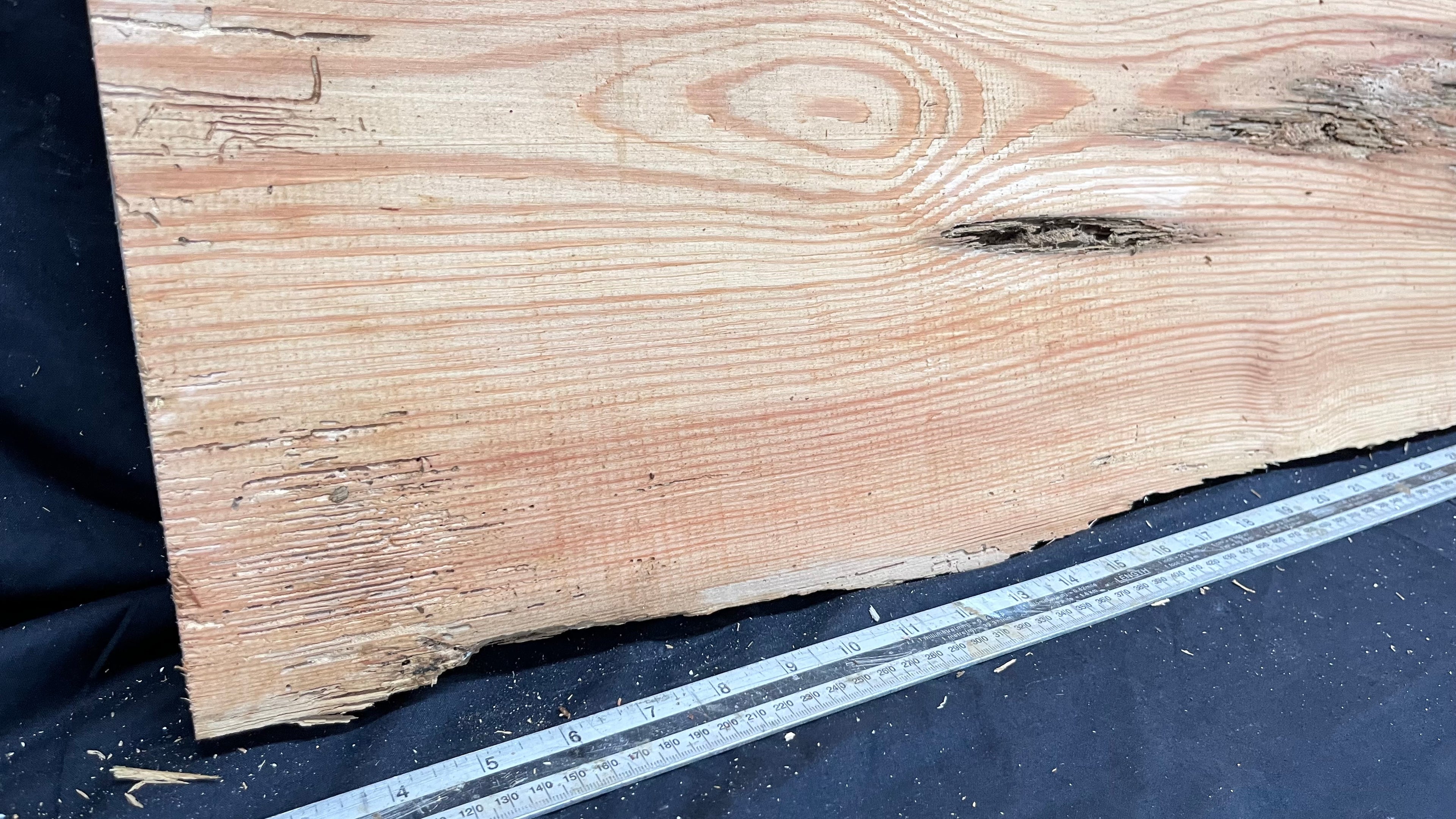 Reclained pitch pine plank, shelf, board 1004 L x 395 W x 43 D mm  (312)