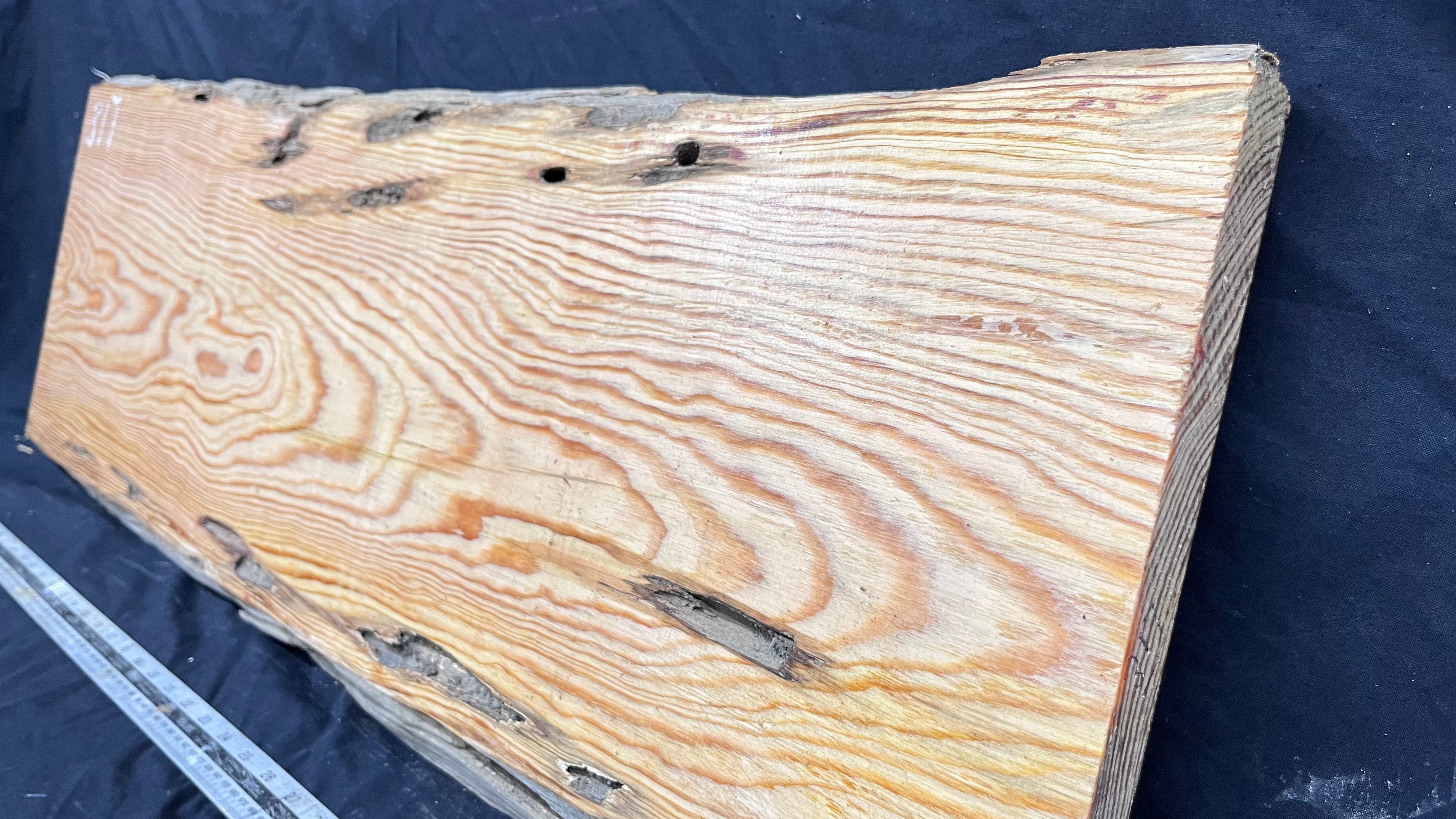 Reclained pitch pine plank, shelf, board 1040 L x 342 W x 24 D mm  (317)
