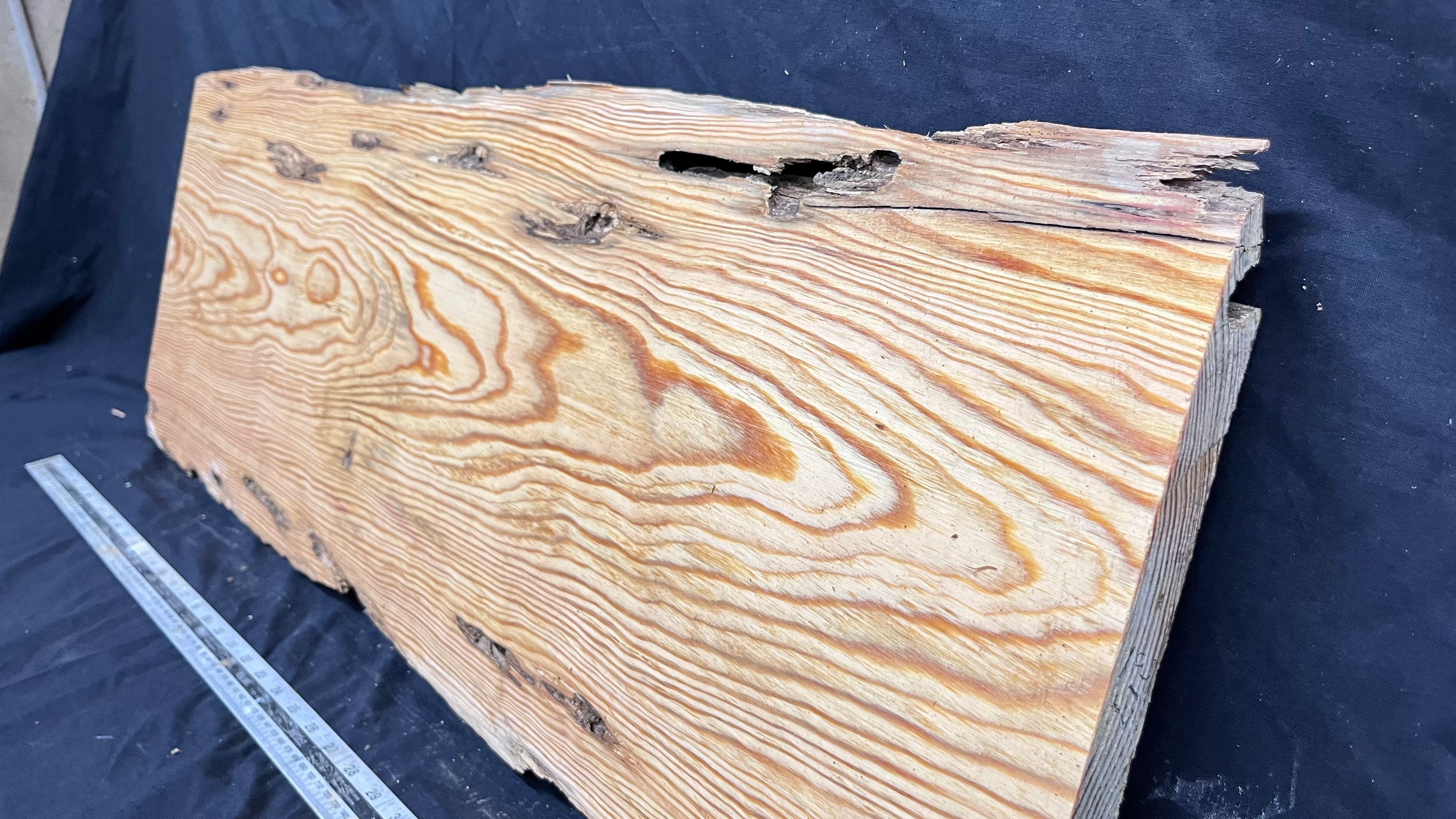 Reclained pitch pine plank, shelf, board 1040 L x 342 W x 24 D mm  (317)