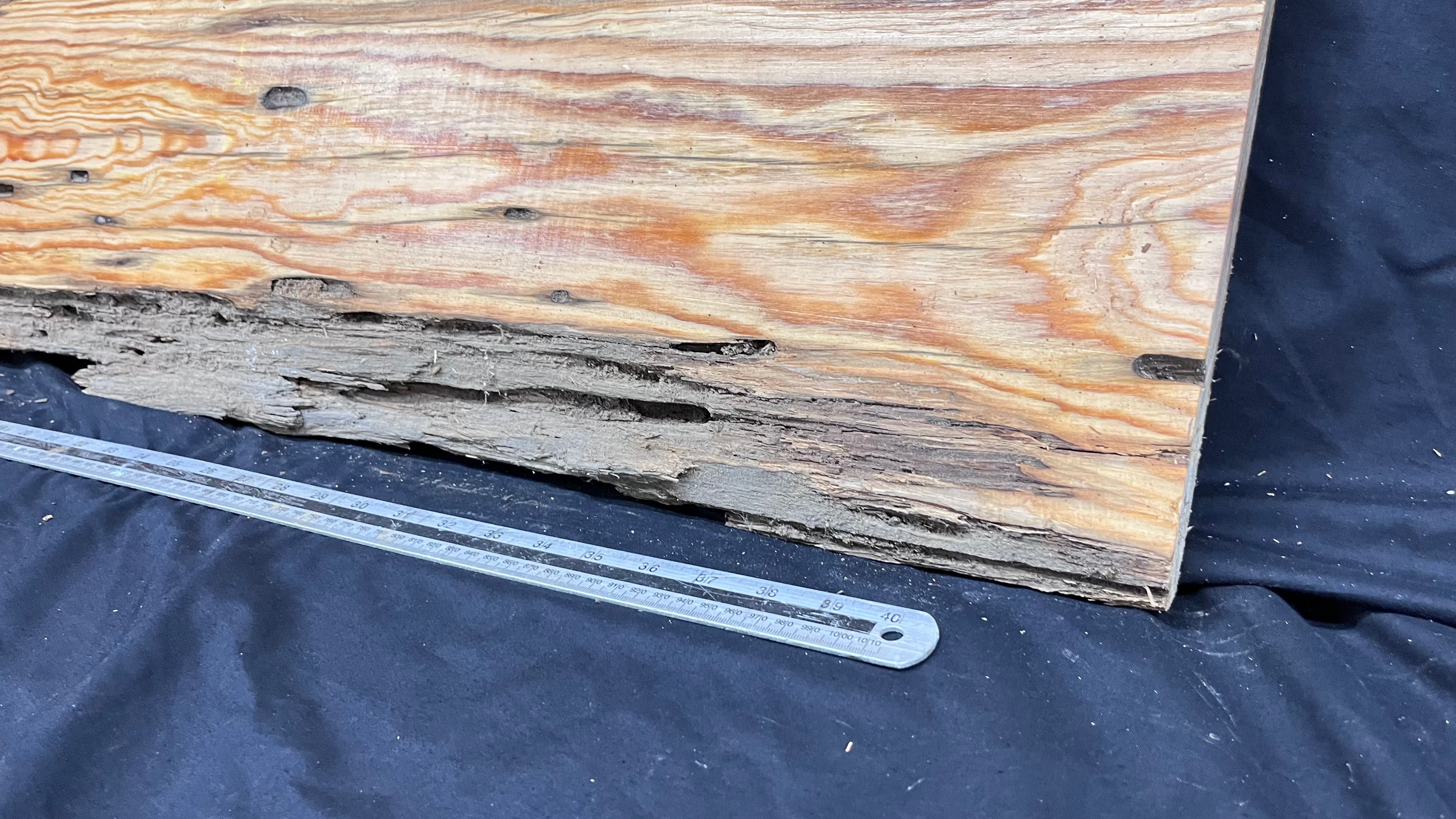 Reclained pitch pine plank, shelf, board 1094 L x 301 W x 24 D mm  (318)