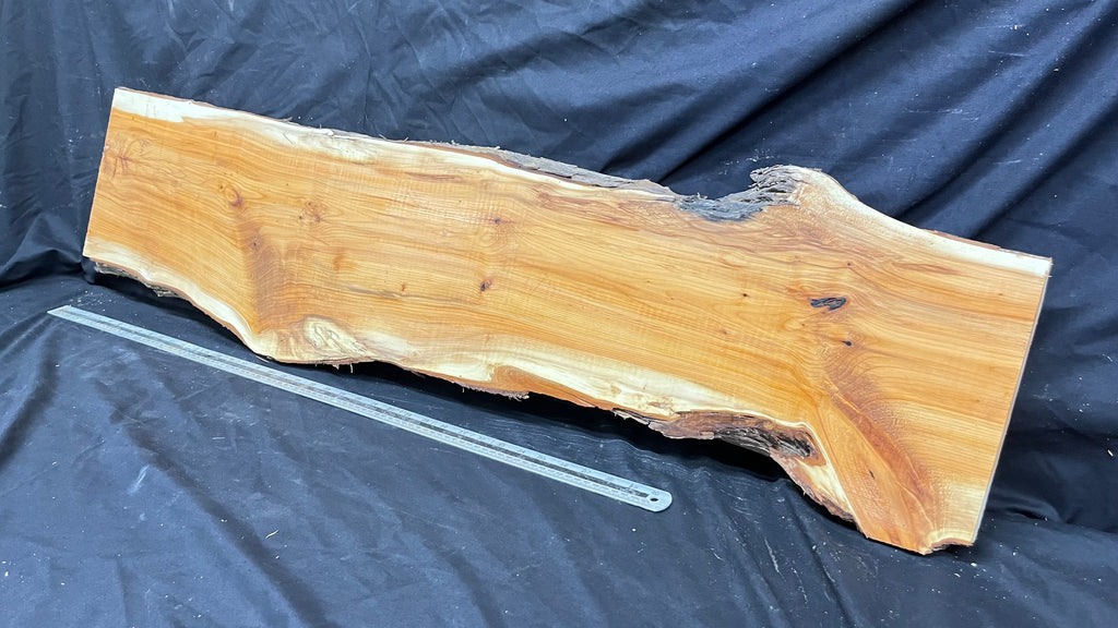 Hardwood yew, slab, board 1247 L x 290 W x 32 D mm    (322)