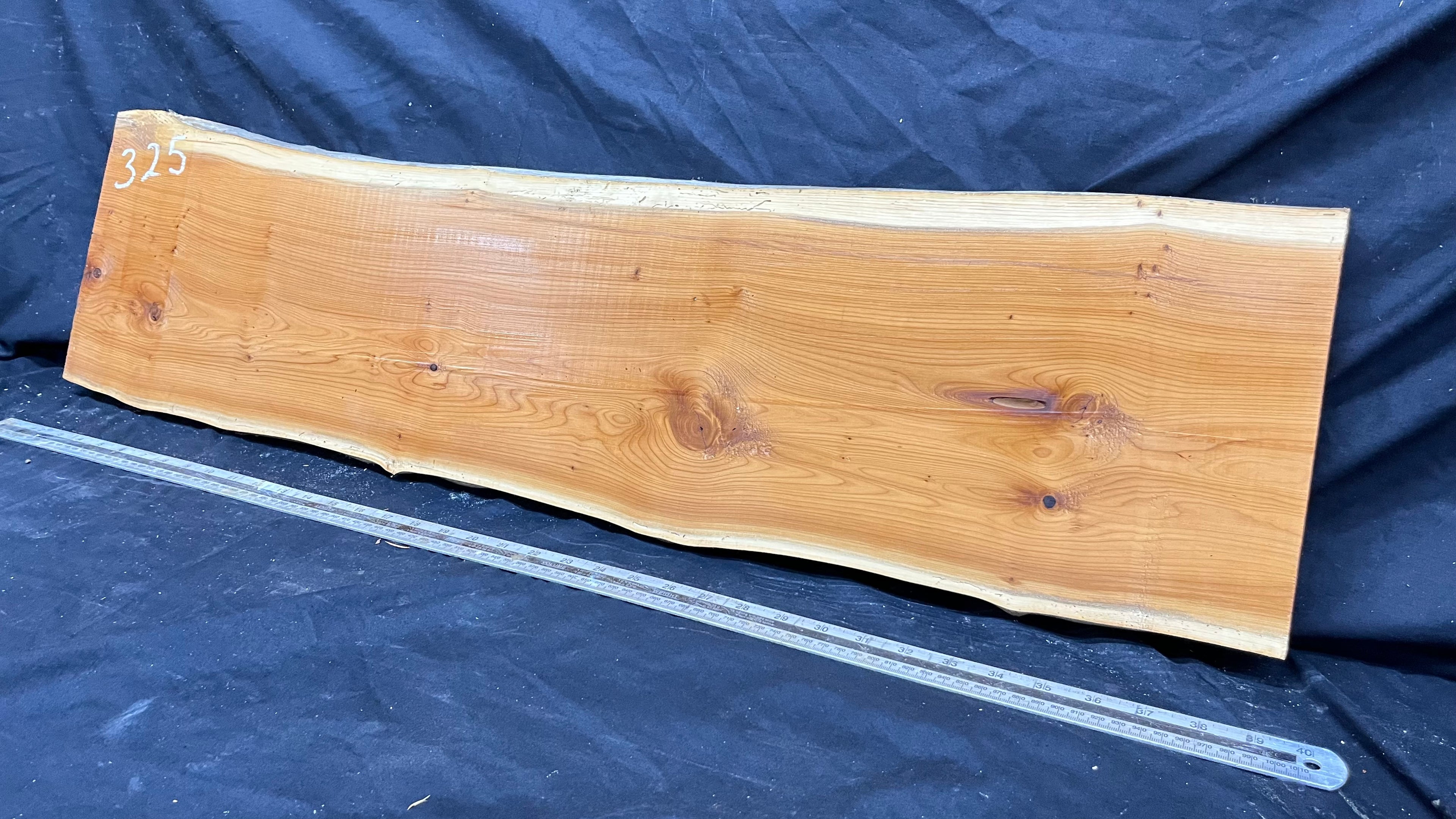 Hardwood yew, slab, board 1002 L x 251 W x 16 D mm    (325)