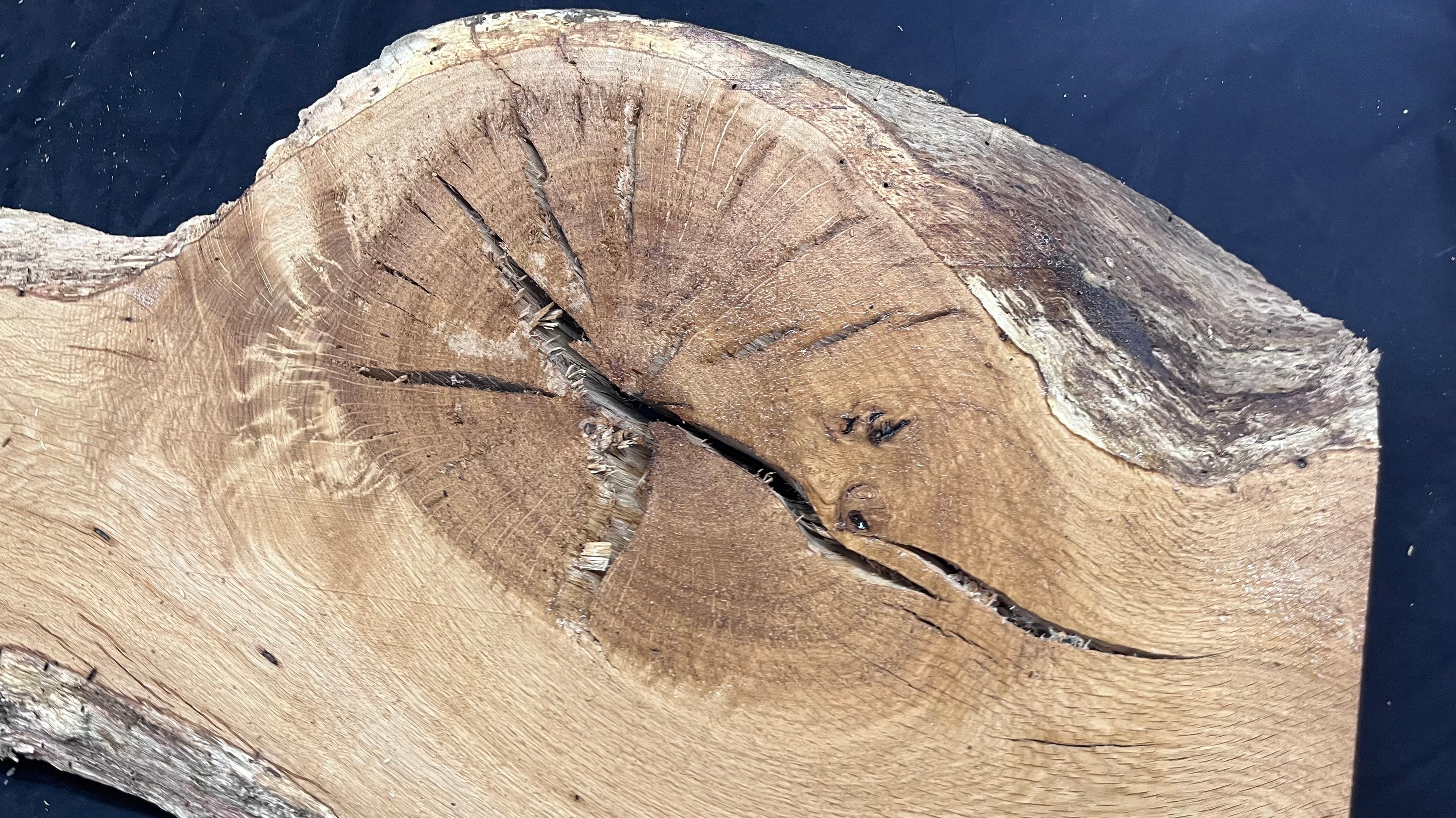 Oak resin project coffee table top 1514 L x 421 W x 30 D mm      (490mf)