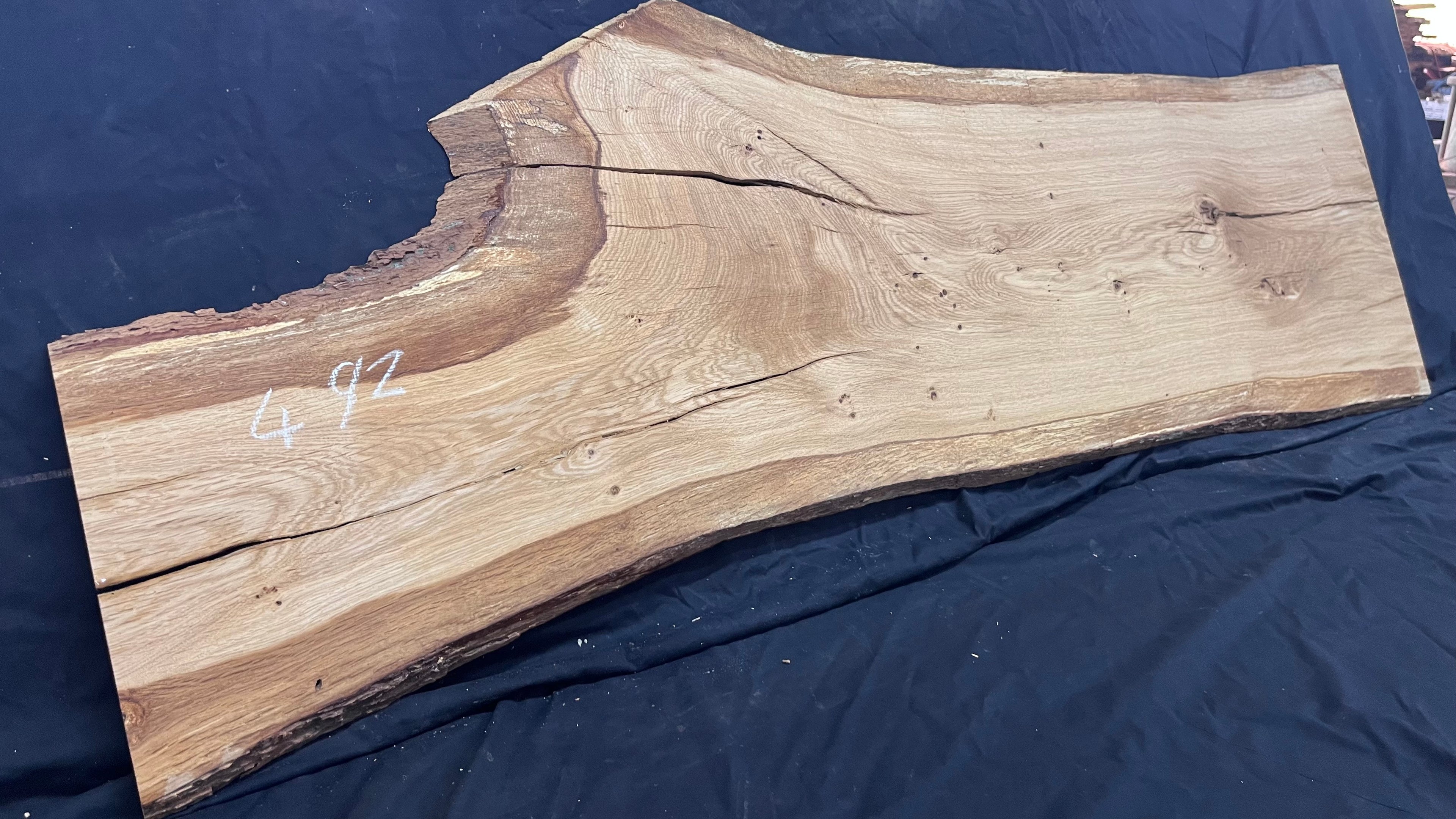 Oak resin project coffee table top 1525 L x 476 W x 21 D mm      (492mf)