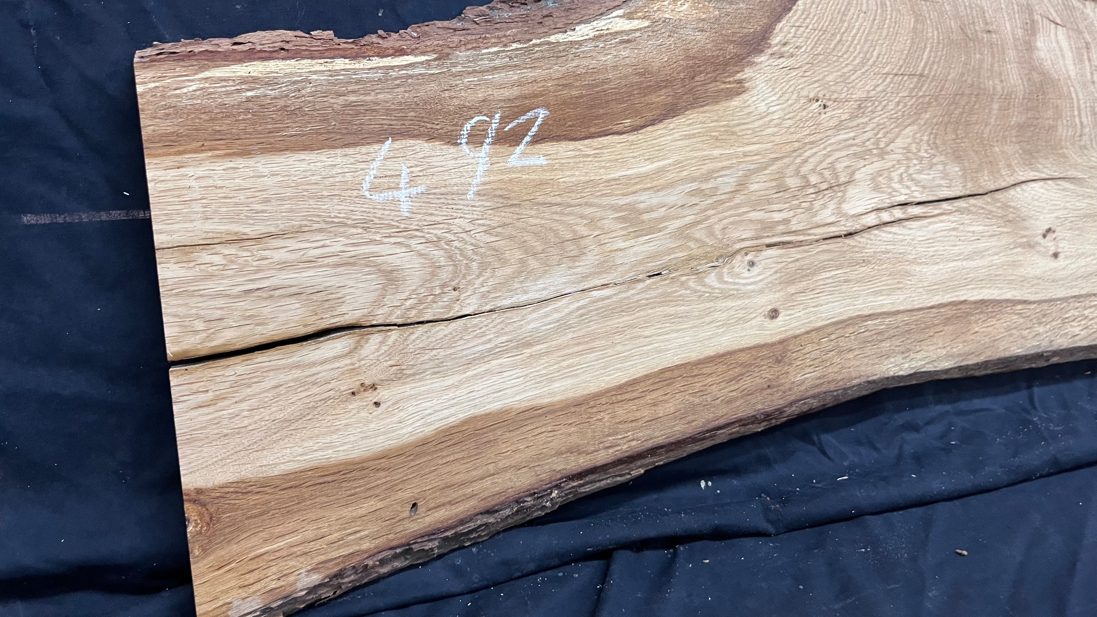 Oak resin project coffee table top 1525 L x 476 W x 21 D mm      (492mf)