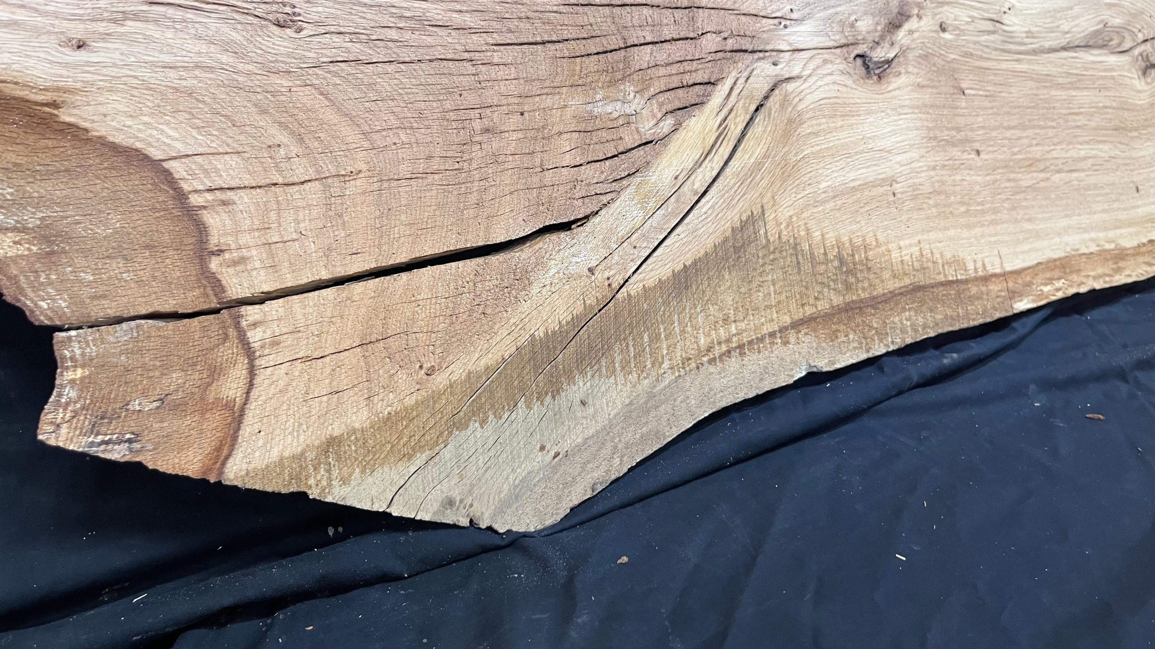 Oak resin project coffee table top 1525 L x 476 W x 21 D mm      (492mf)
