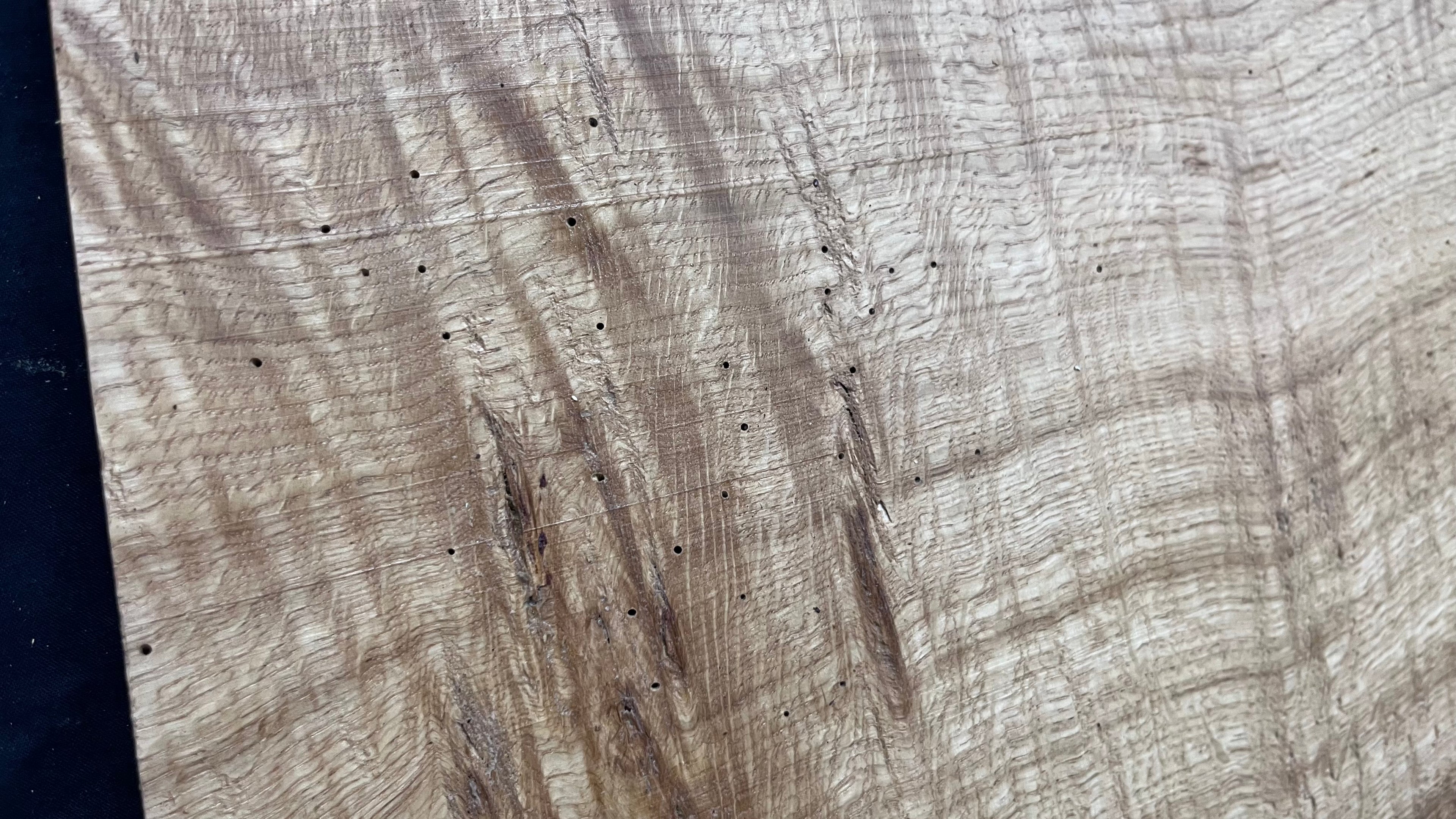 Oak coffee table top 761 L x 483 W x 21 D mm      (494mf)