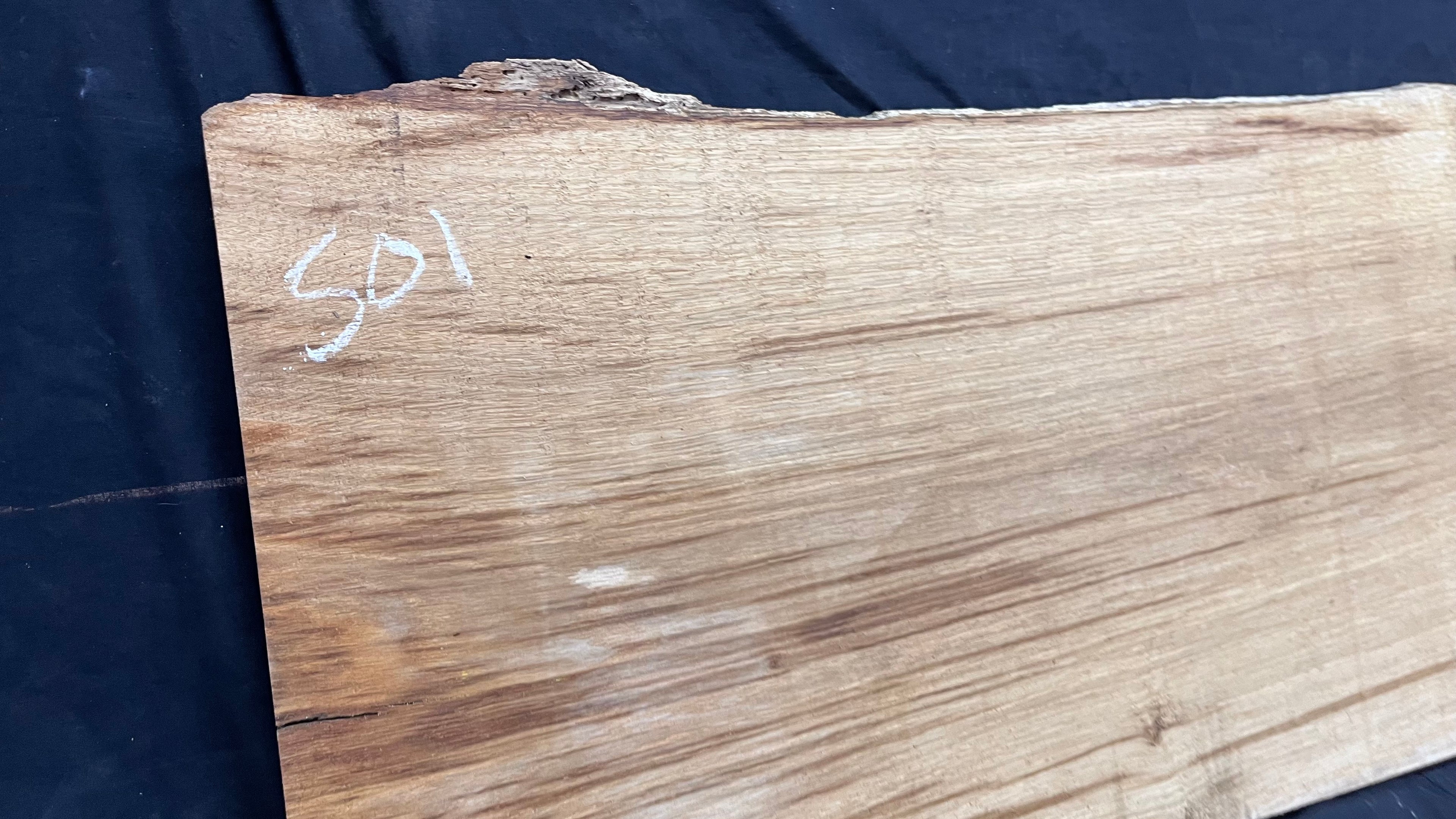Oak window sill, shelf,  1227 L x 381 W x 21 D mm      (mt501)