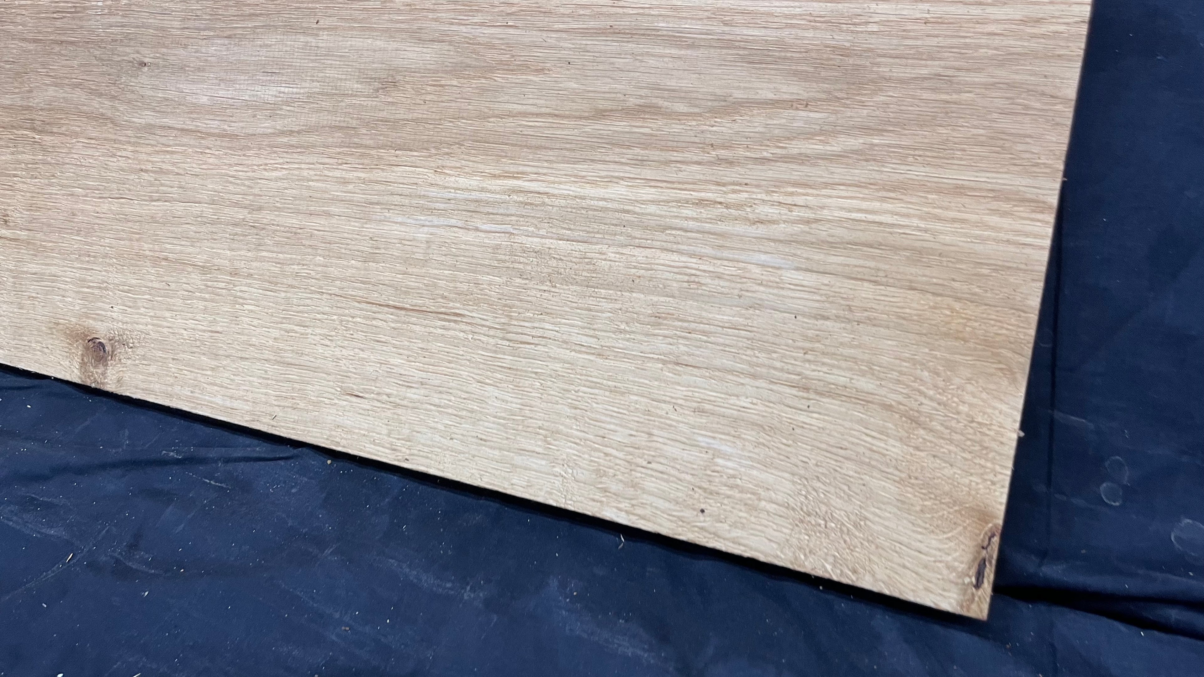 Oak window sill, shelf,  1227 L x 381 W x 21 D mm      (mt501)