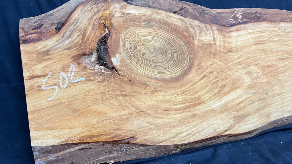 Cedar plank, timber, board. 1298 L x 380 W x 29 D mm             (mt502)