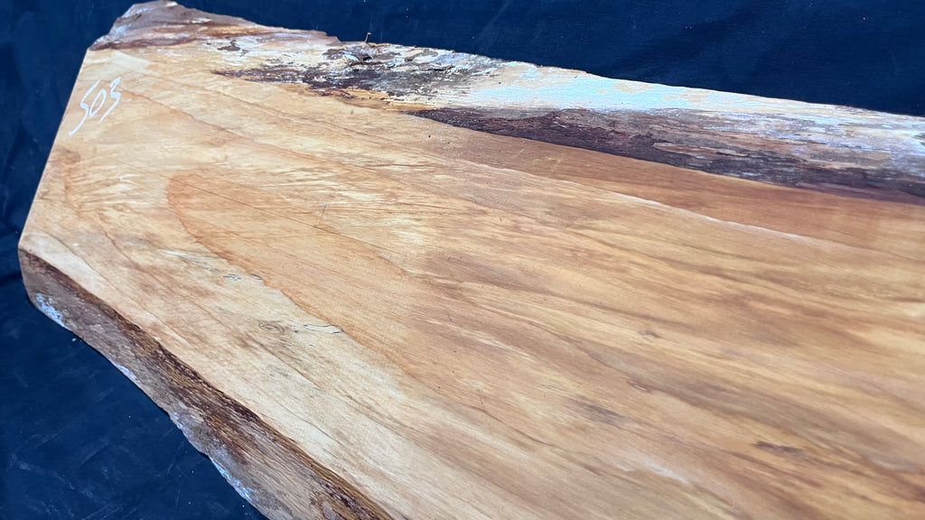 Cedar plank, timber, board. 715 L x 300 W x 28 D mm             (mt503)
