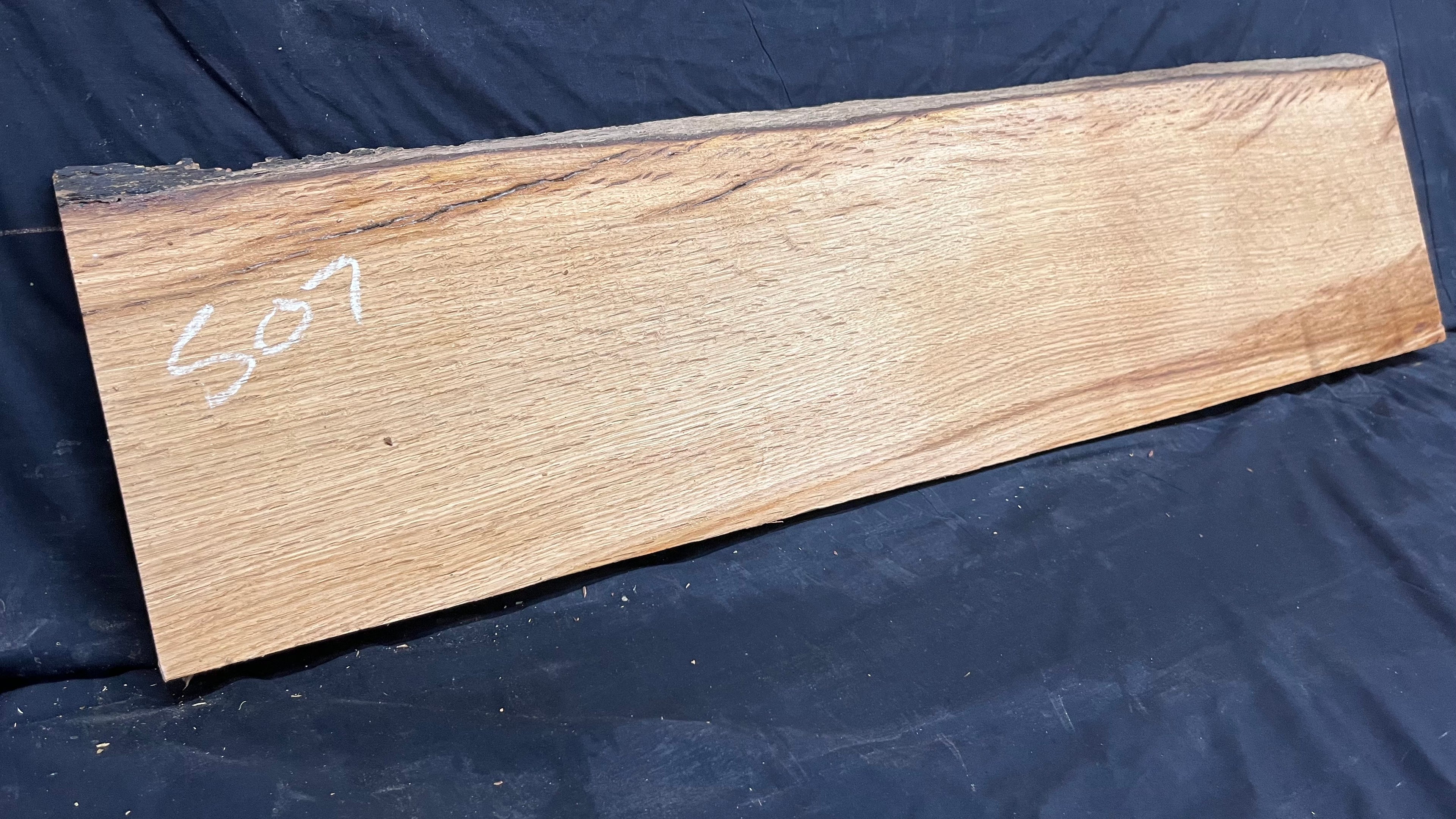 Oak window cill, craft wood shelf, 1031 L x 267 W x 33 D mm      (mt507)