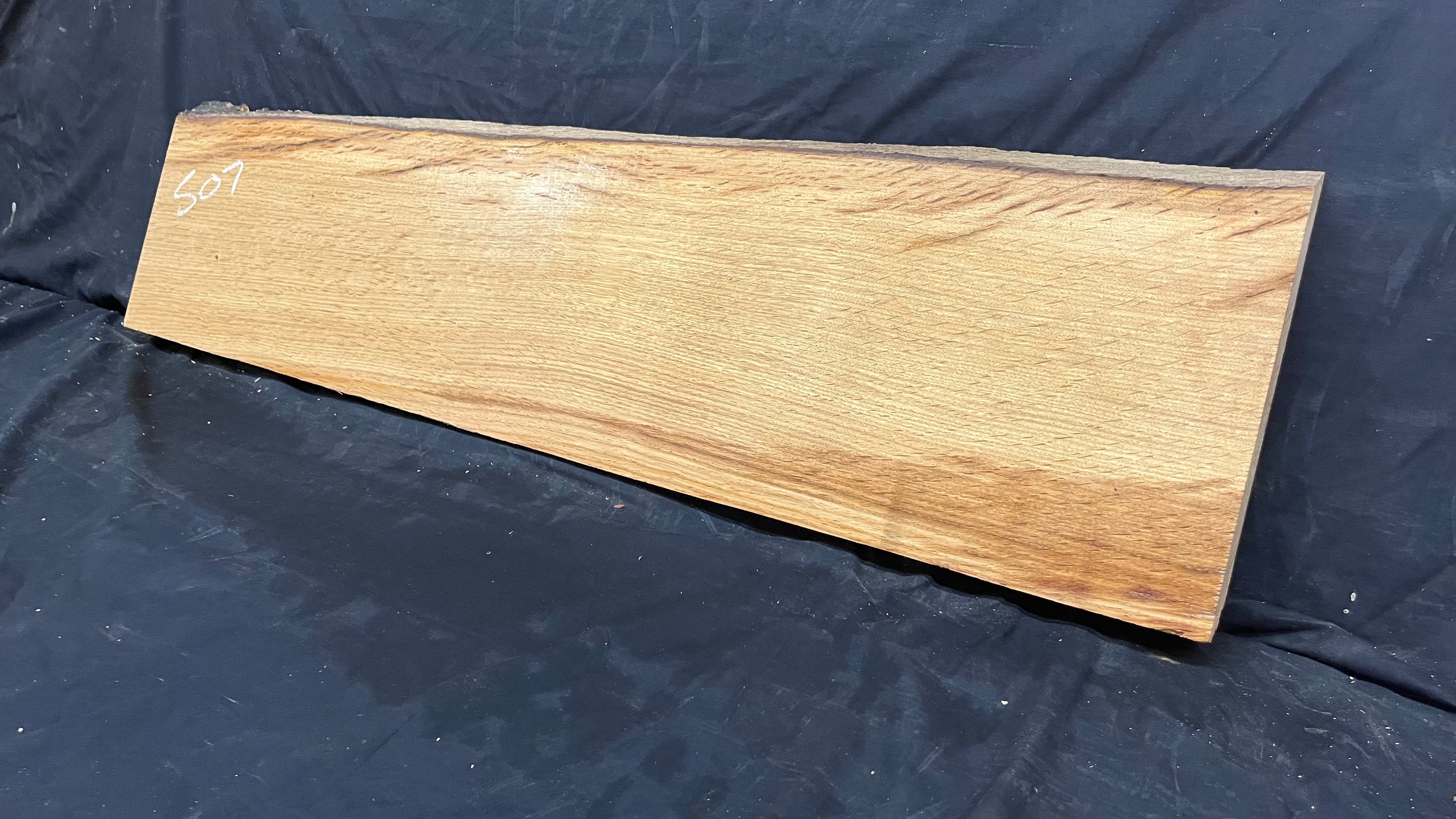 Oak window cill, craft wood shelf, 1031 L x 267 W x 33 D mm      (mt507)