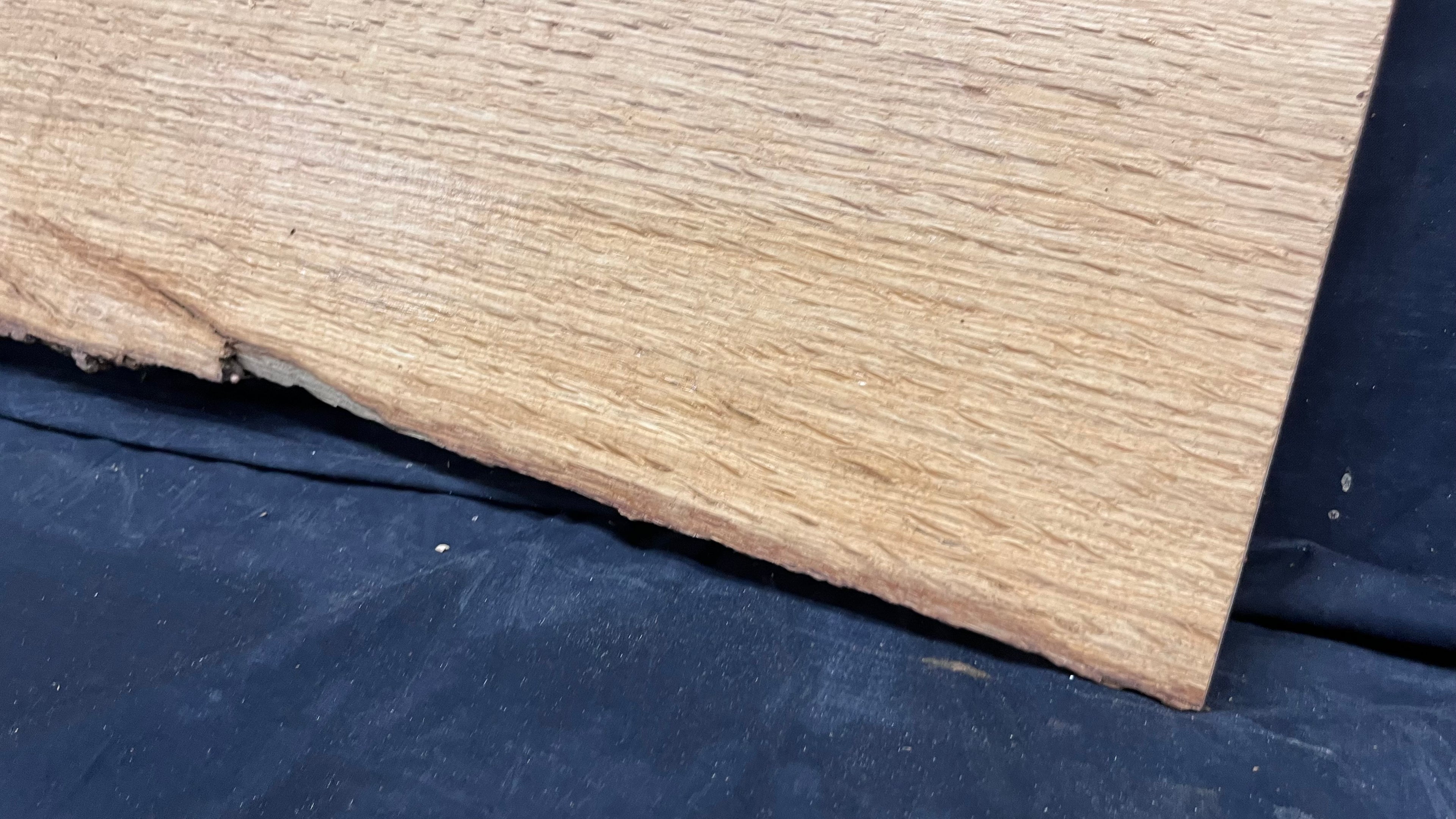 Oak window cill, craft wood shelf, 1104 L x 334 W x 33 D mm      (mt508)