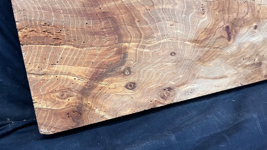 Elm reclaimed, plank, 1054 L x 239 W x 48 D mm    (512)