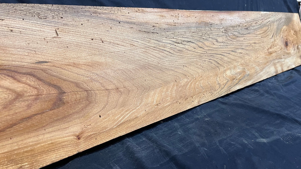 Elm reclaimed, plank, 1633 L x 238 W x 39 D mm    (mt516)