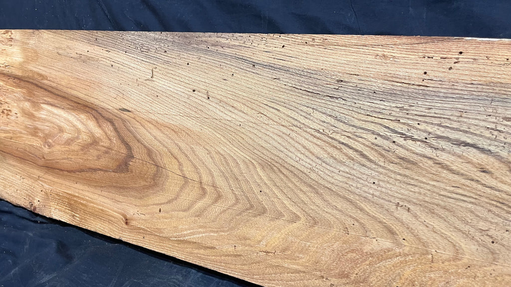 Elm reclaimed, plank, 1633 L x 238 W x 39 D mm    (mt516)