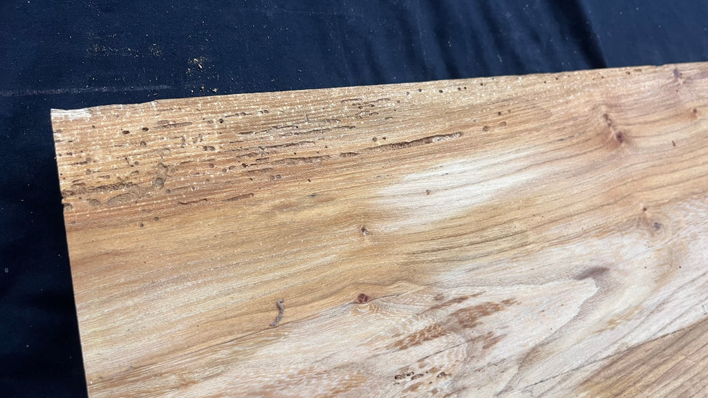 Elm reclaimed, plank, 1633 L x 238 W x 39 D mm    (mt516)