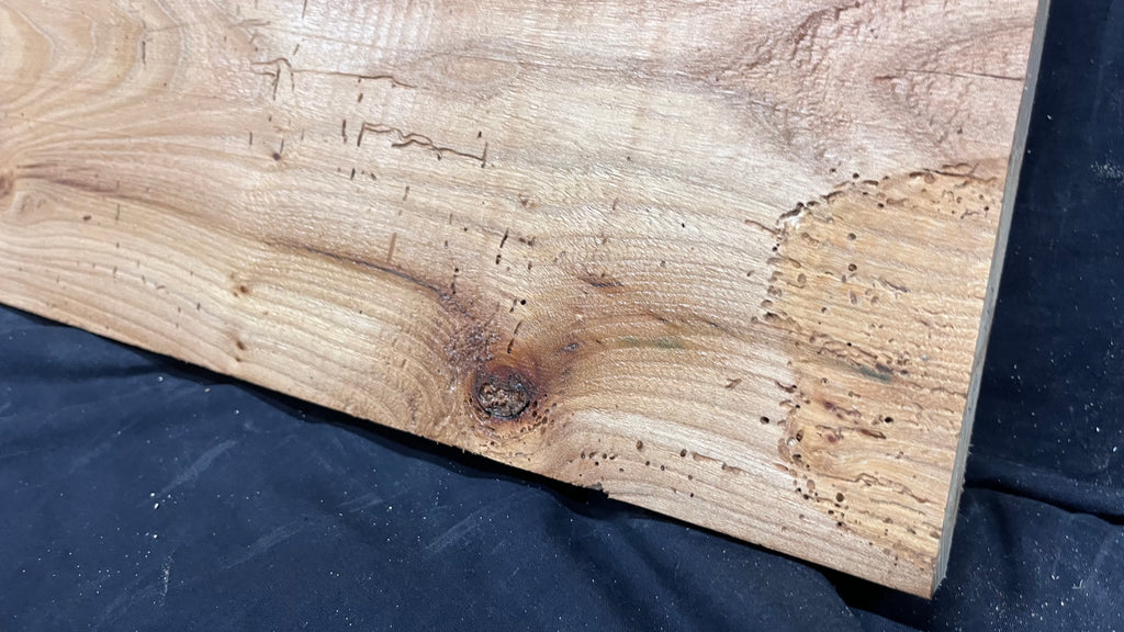 Elm reclaimed, plank, 872 L x 372 W x 30 D mm    (mt529)