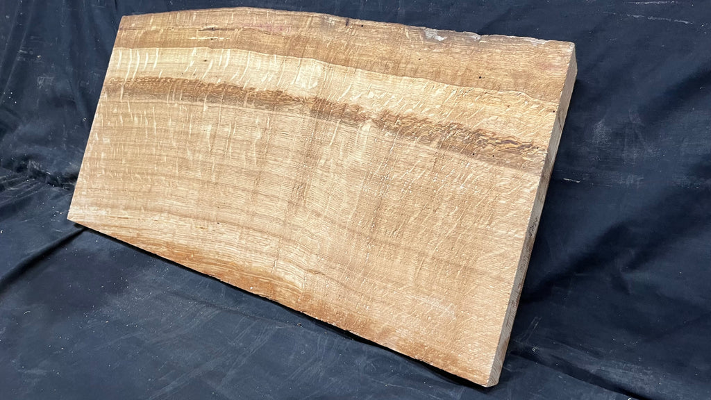 Oak resin project, craft wood shelf, 652 L x 324 W x 30 D mm     (mf532)