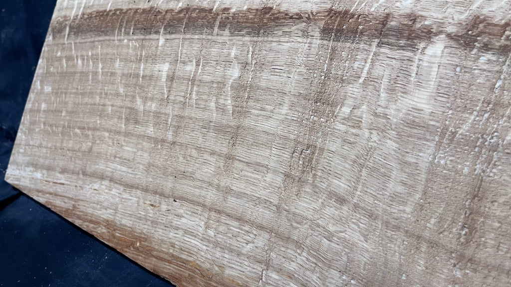 Oak resin project, craft wood shelf, 652 L x 324 W x 30 D mm     (mf532)