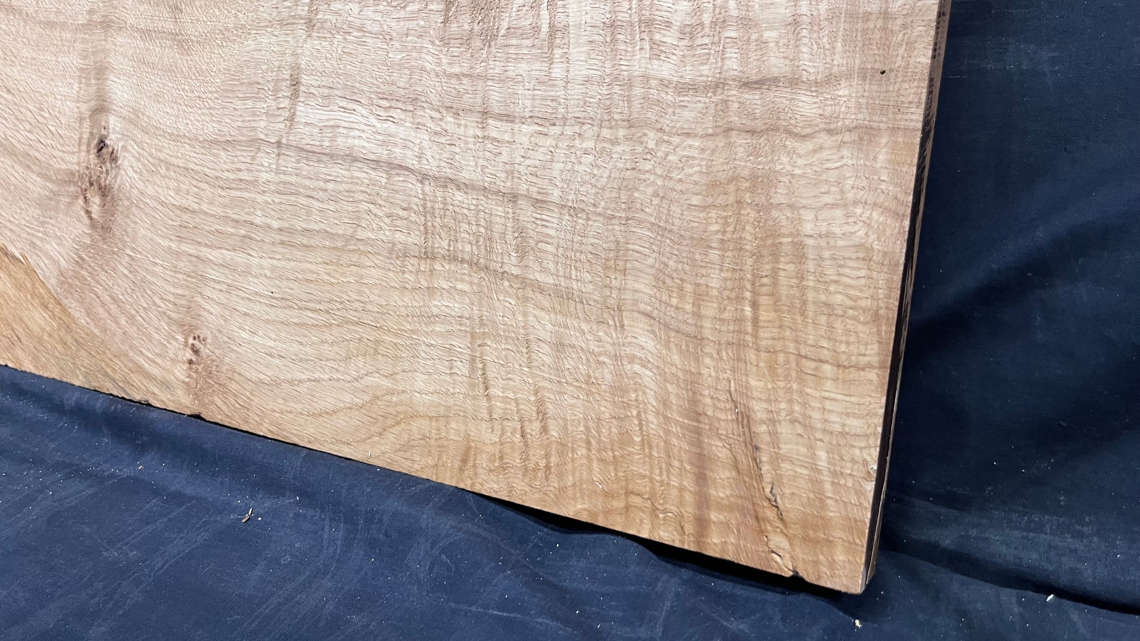 Oak resin project, craft wood shelf, 792 L x 457 W x 29 D mm     (mf533)