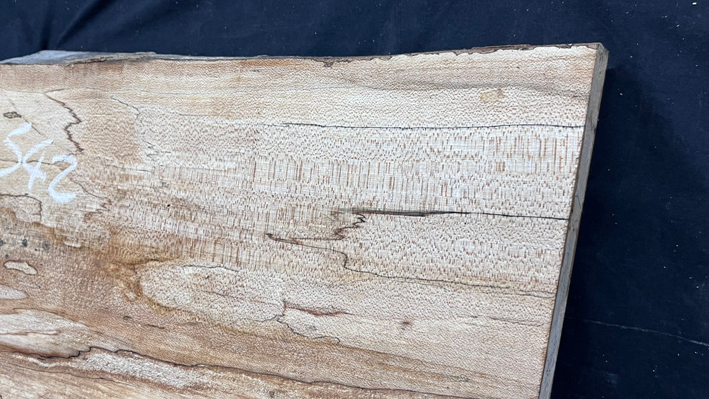 Sycamore chopping board, craft wood 434 L x 437 W x 45 D (mm)    (542)