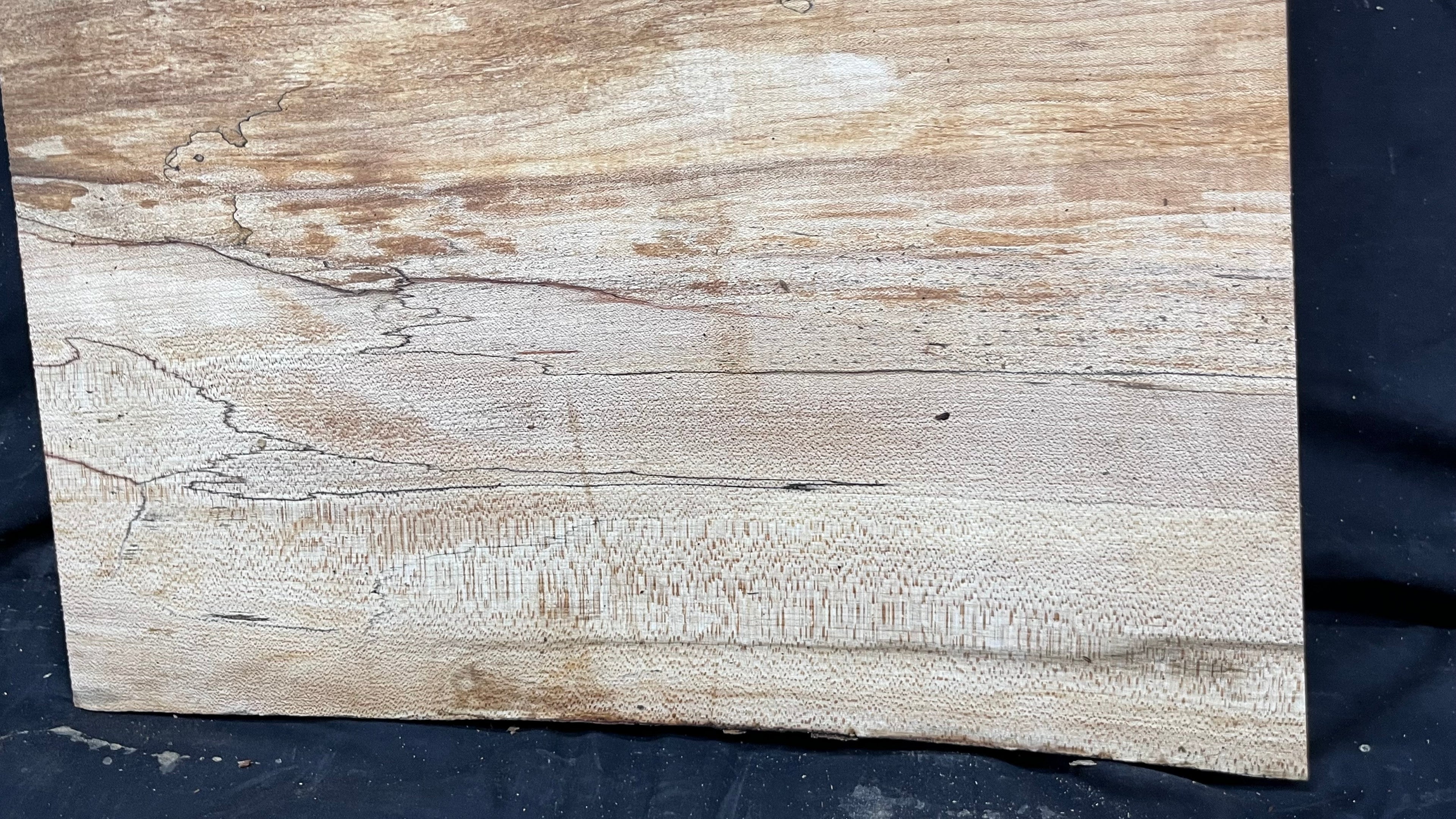 Sycamore chopping board, craft wood 434 L x 437 W x 45 D (mm)    (542)