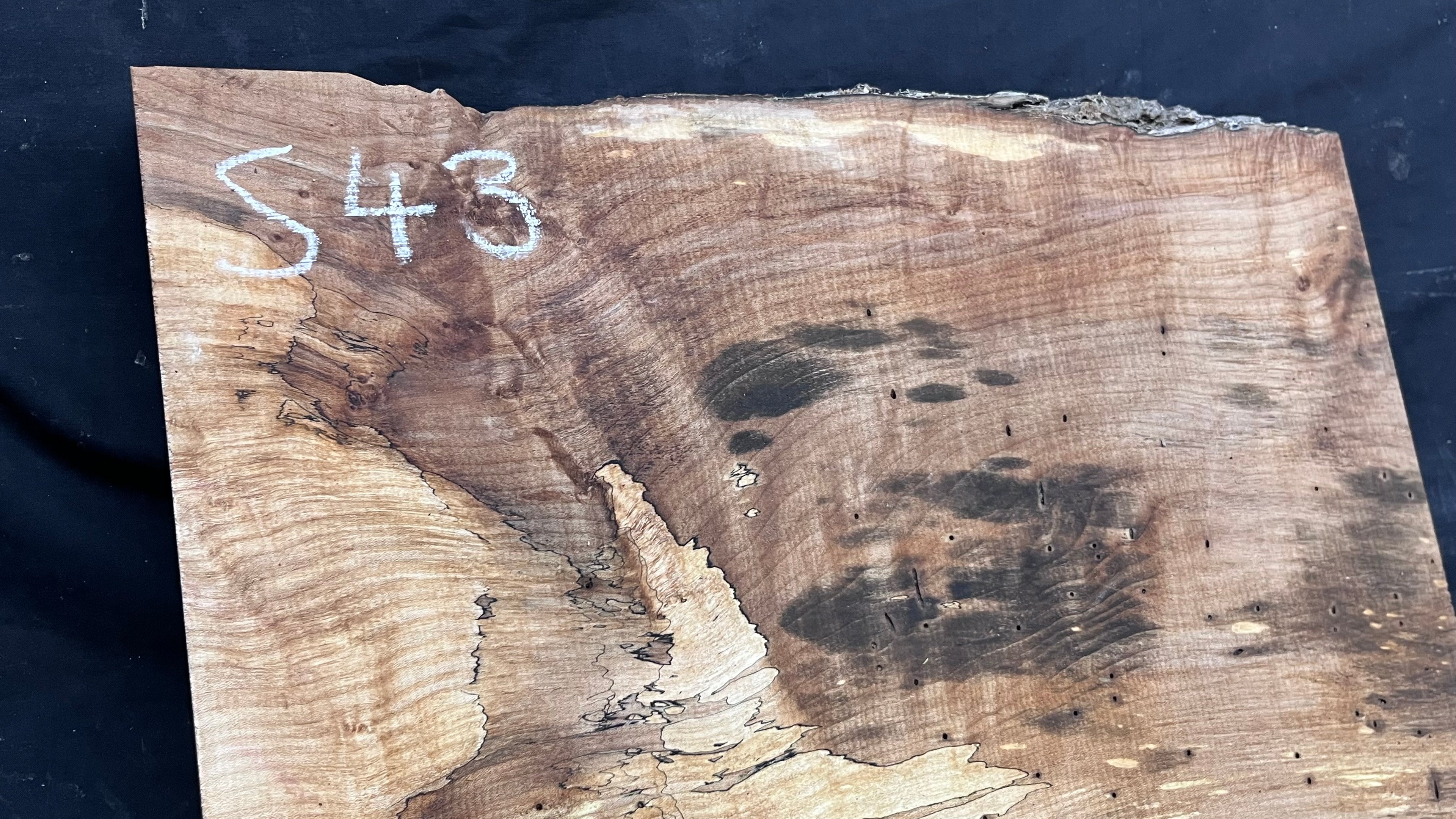Sycamore chopping board, craft wood 515 L x 475 W x 45 D (mm)    (543)