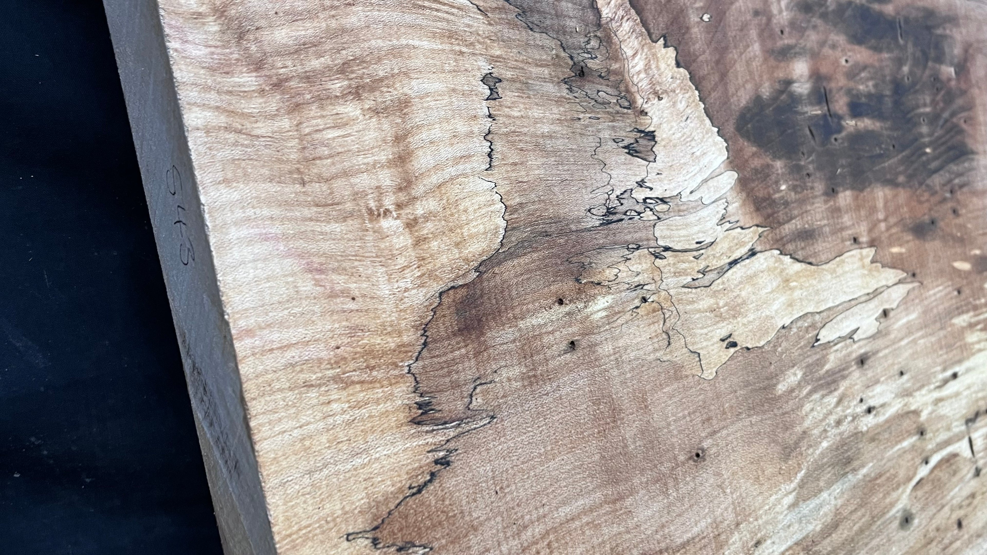Sycamore chopping board, craft wood 515 L x 475 W x 45 D (mm)    (543)