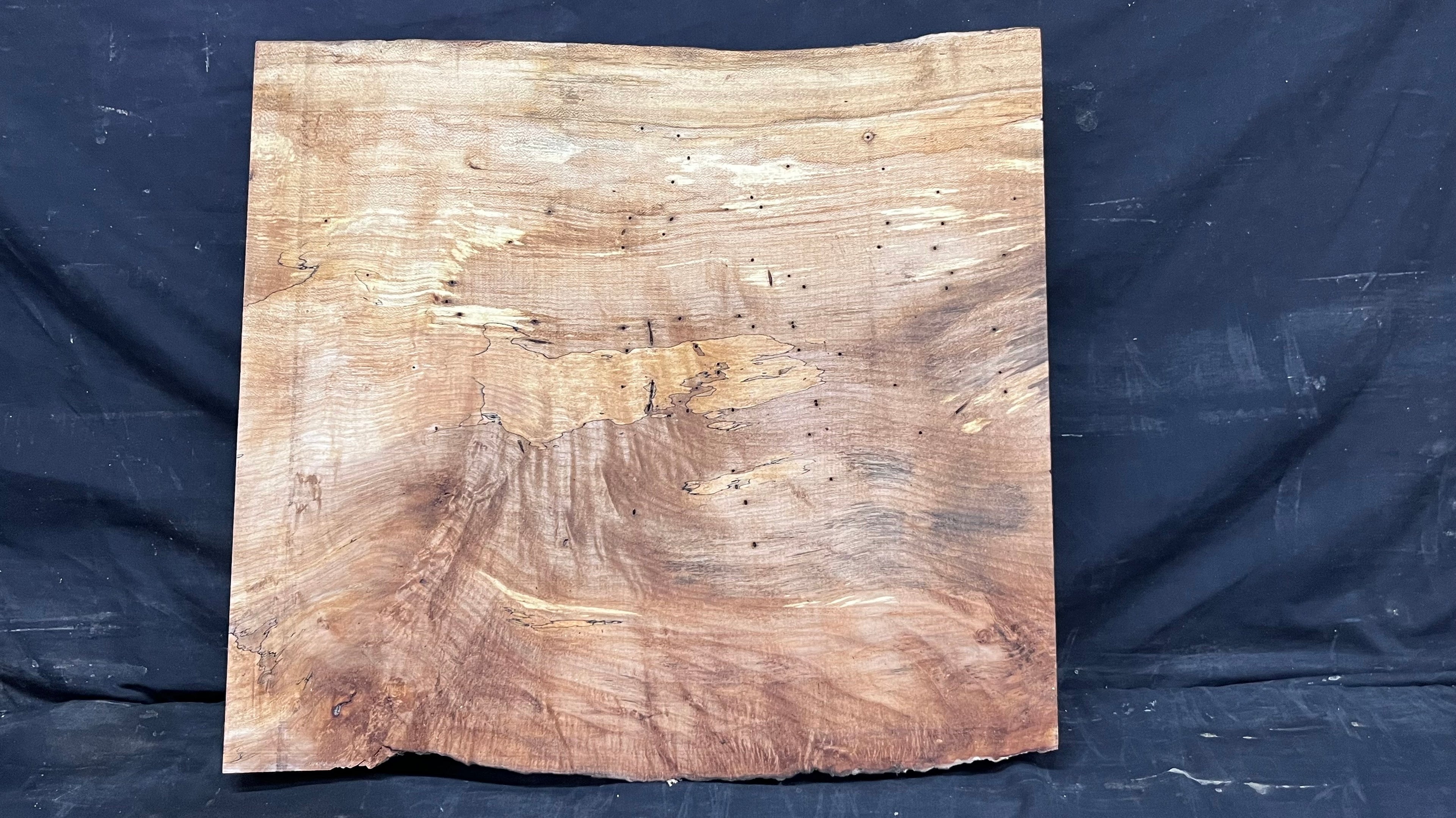 Sycamore chopping board, craft wood 515 L x 475 W x 45 D (mm)    (543)