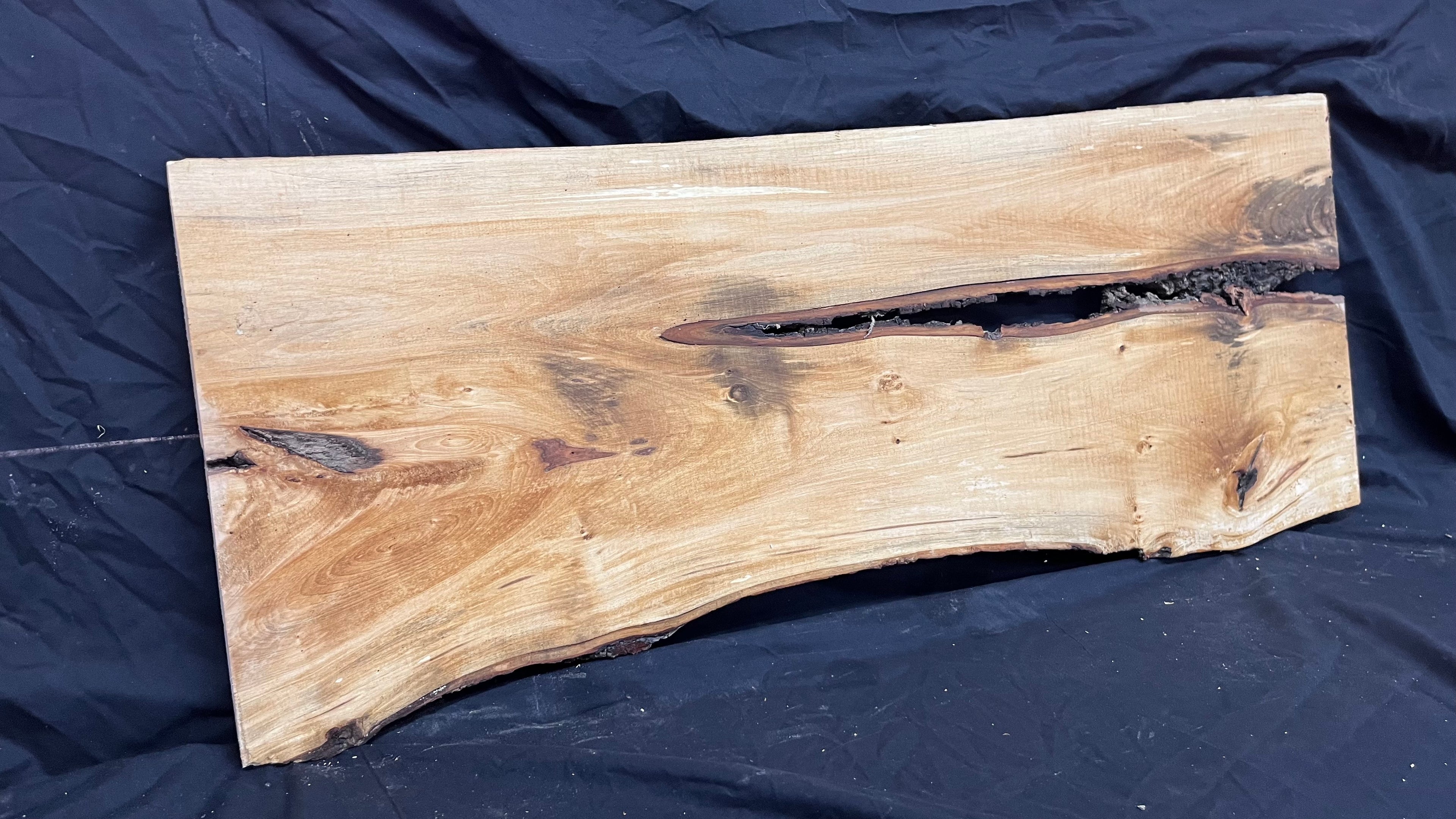 Lime Wood shelving, plank  1100 L x 440 W x 30 D mm (375)