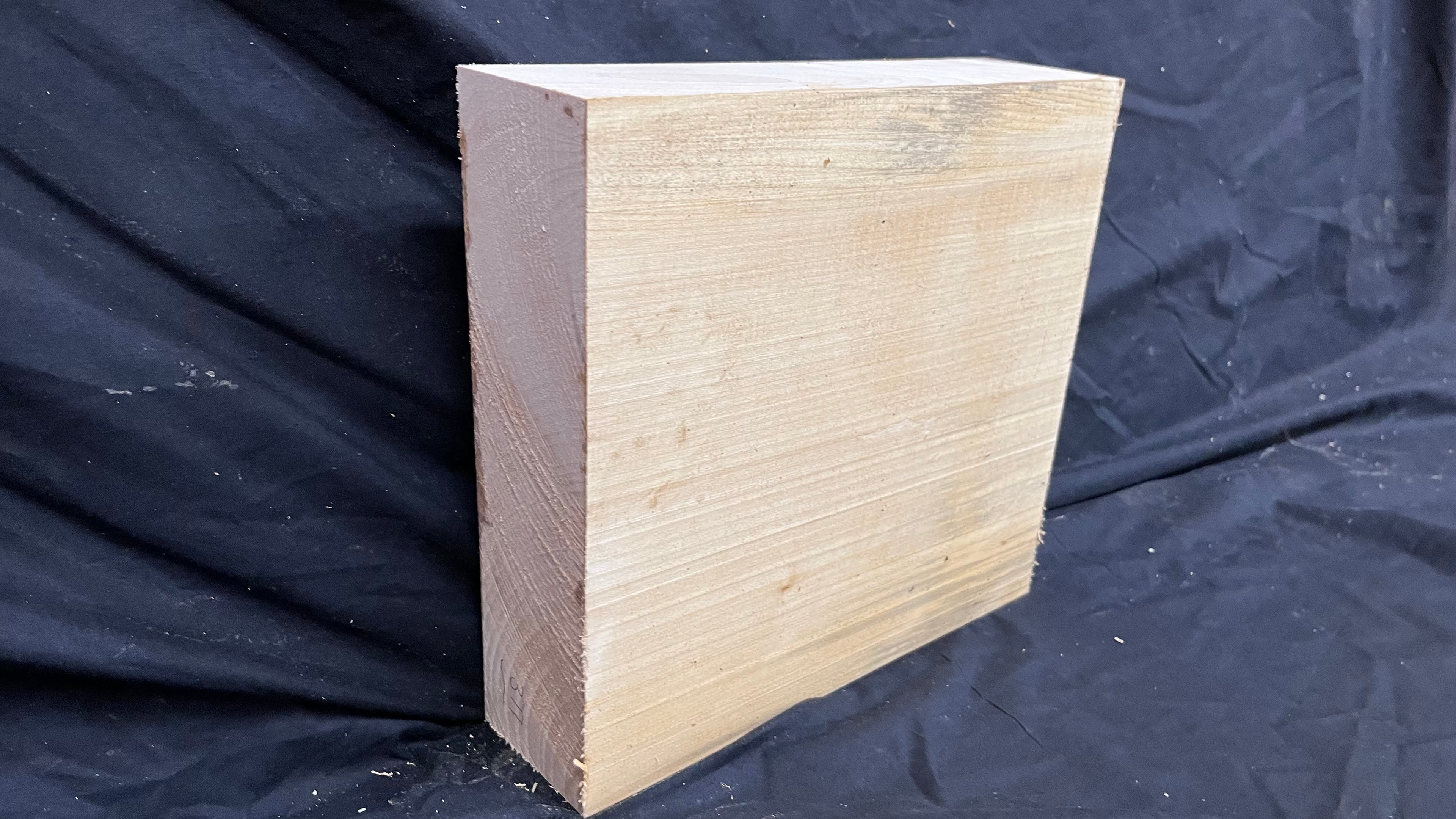 Lime wood carving block, 307 L x 292 W x 83 D mm        (377)