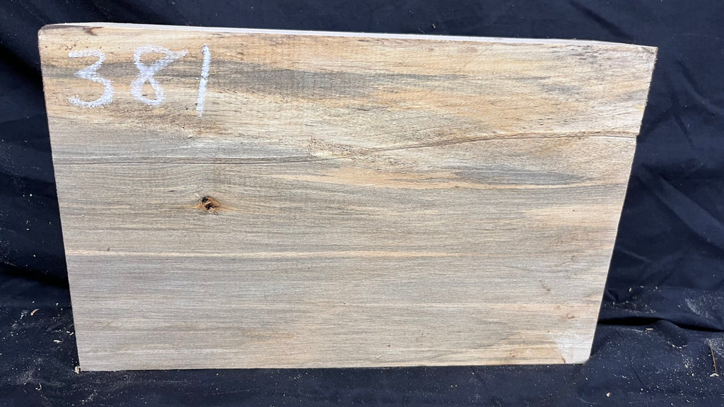 Lime wood carving block, 333 L x 207 W x 86 D mm        (381)