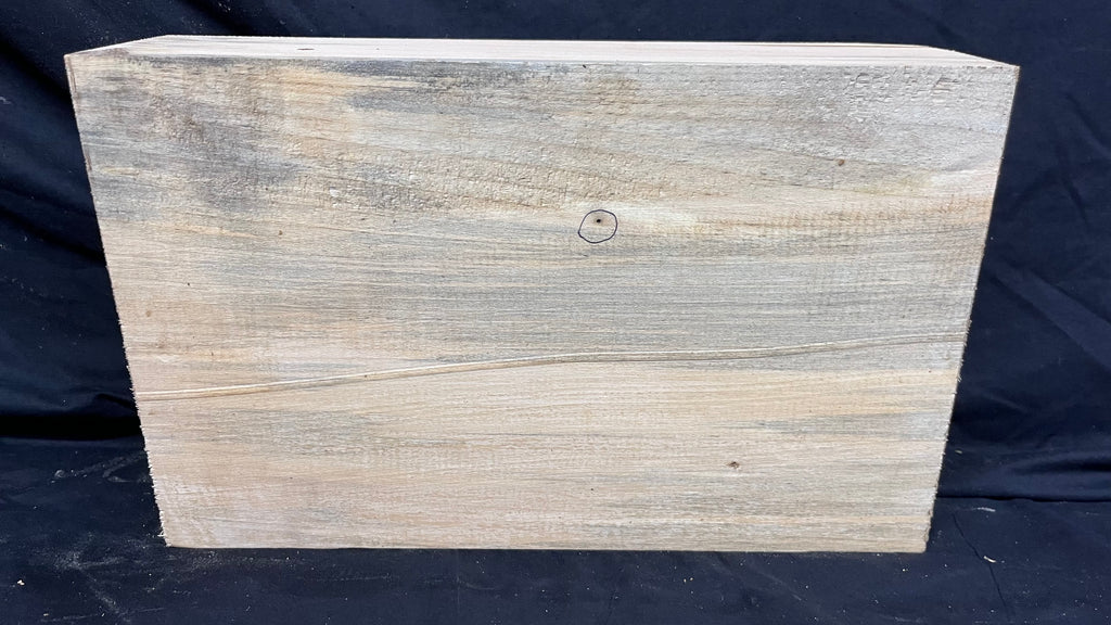 Lime wood carving block, 333 L x 207 W x 86 D mm        (381)