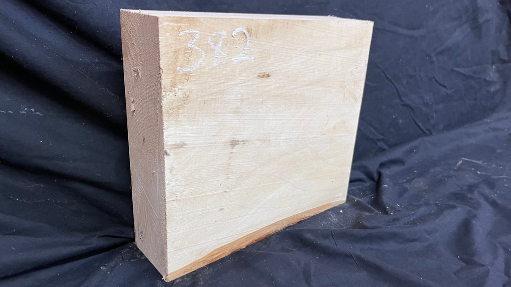 Lime wood carving block, 310 L x 275 W x 82 D mm        (382)